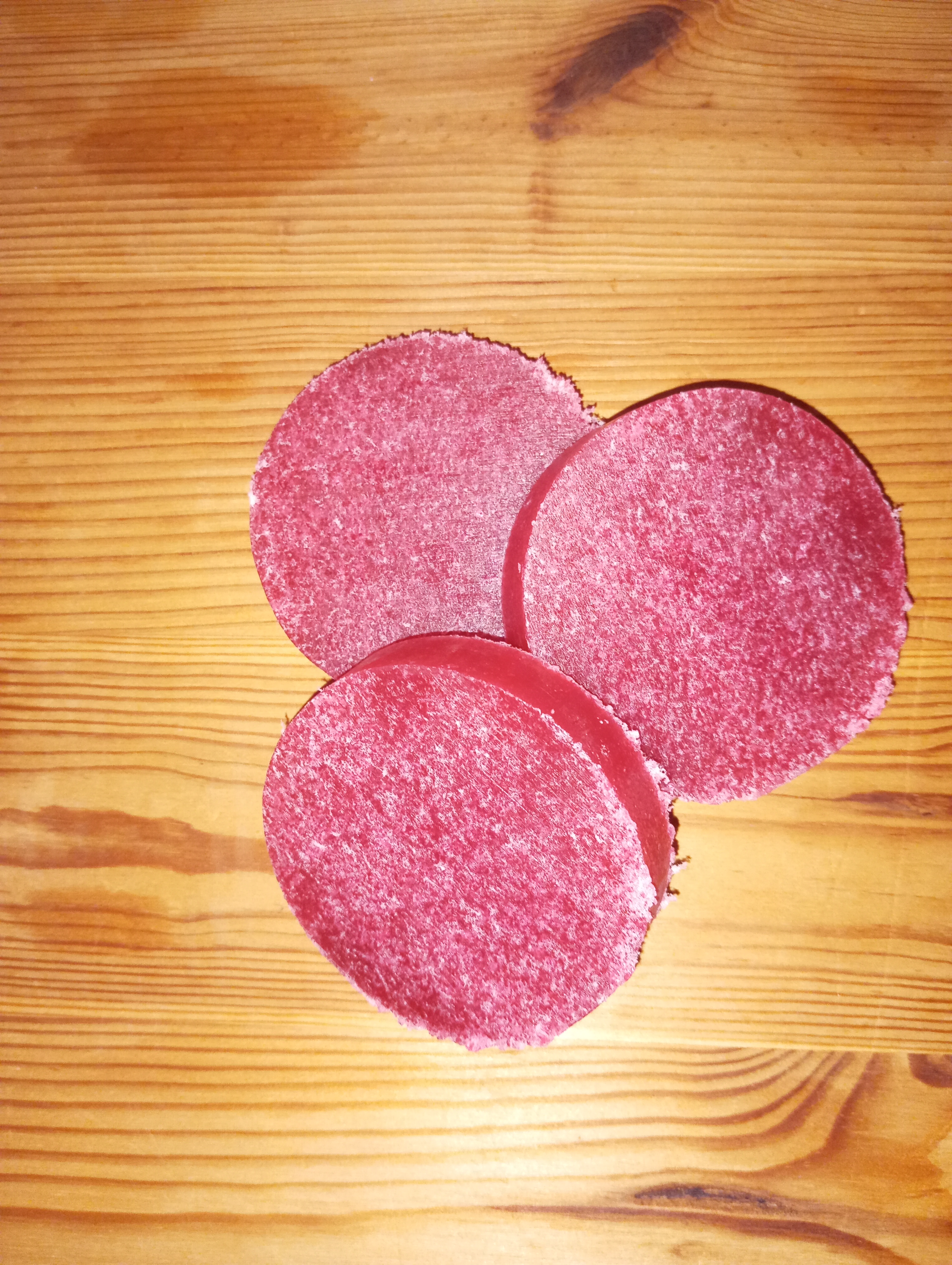 Savons éponges fruits rouges