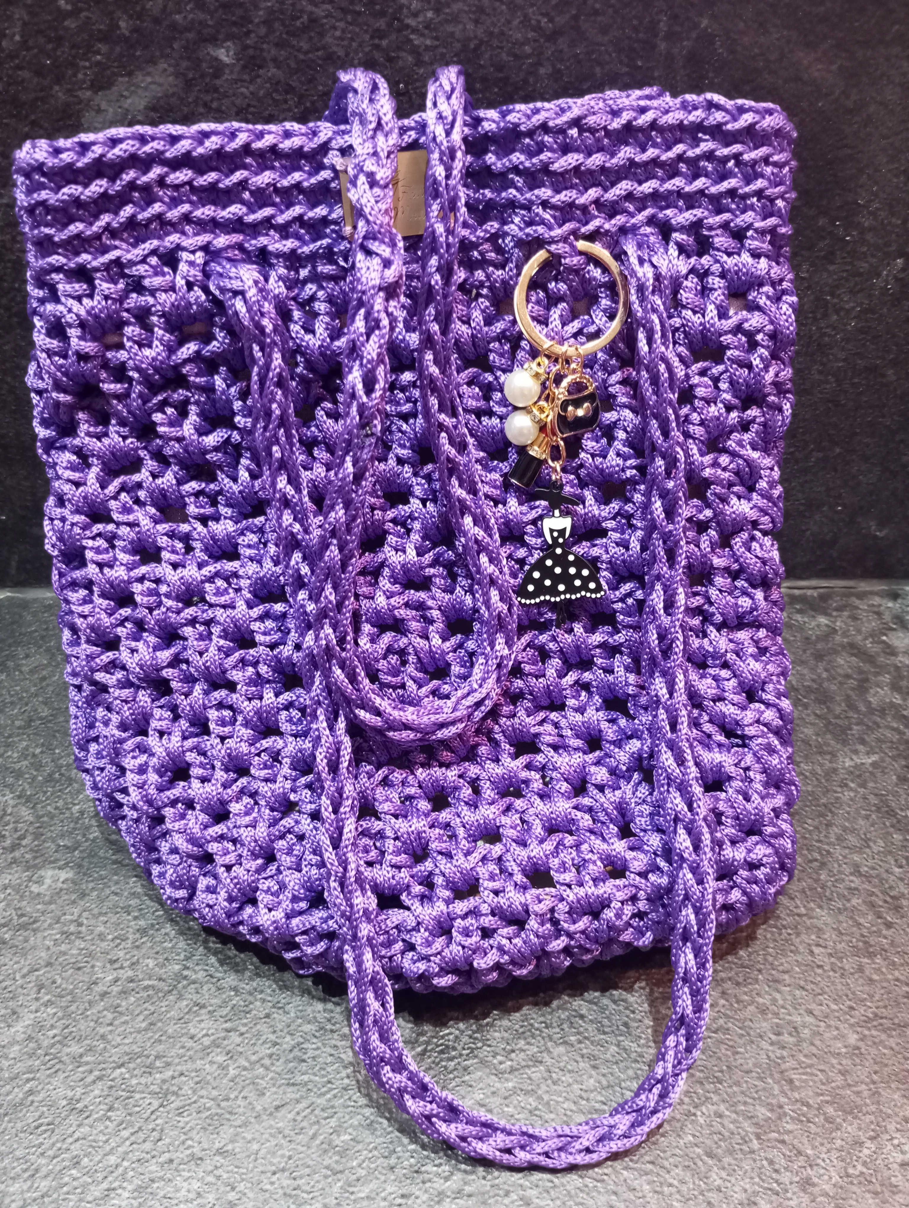 Sac en crochet violet