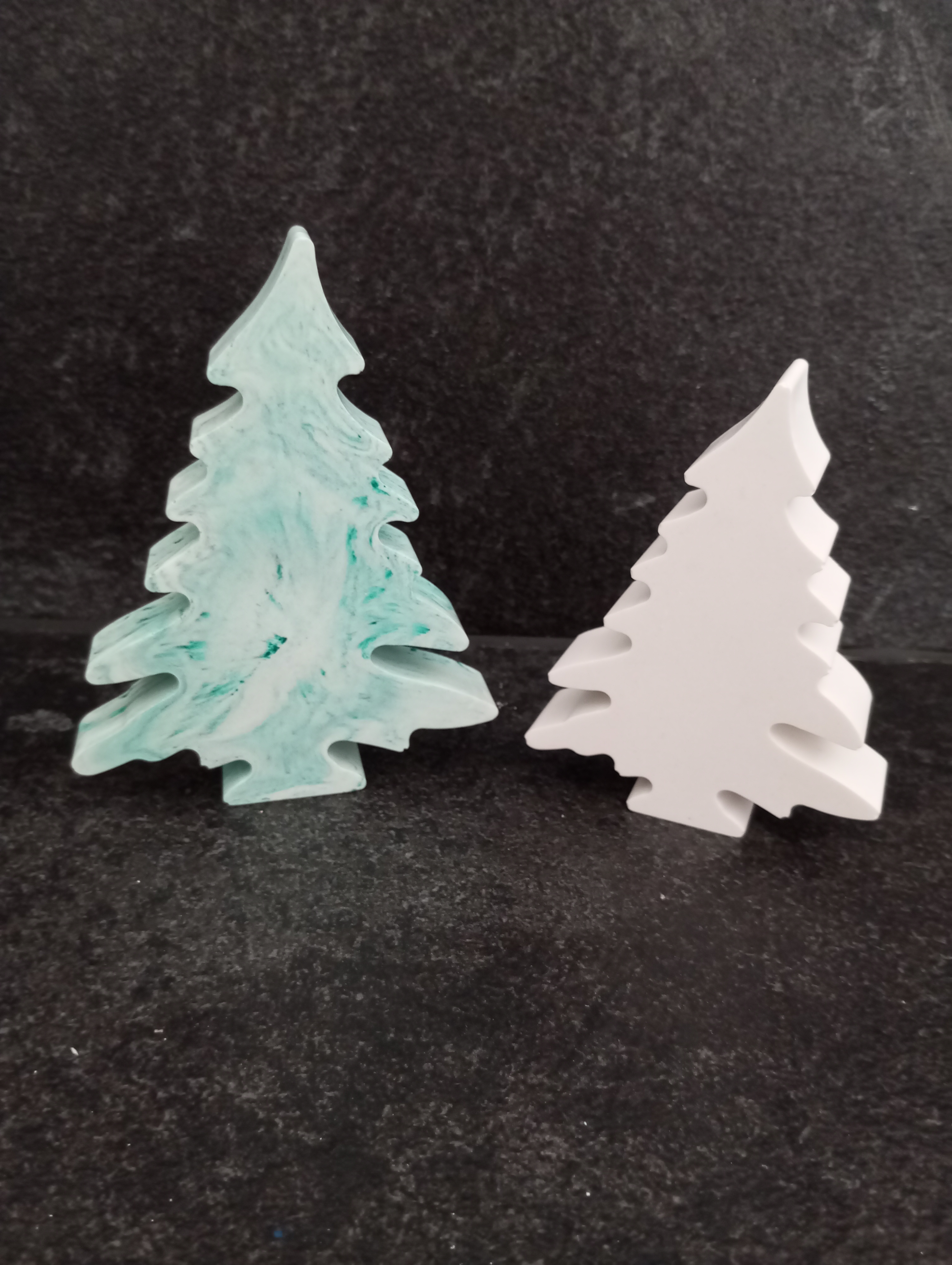 Sapin de Noël décoratif en résine