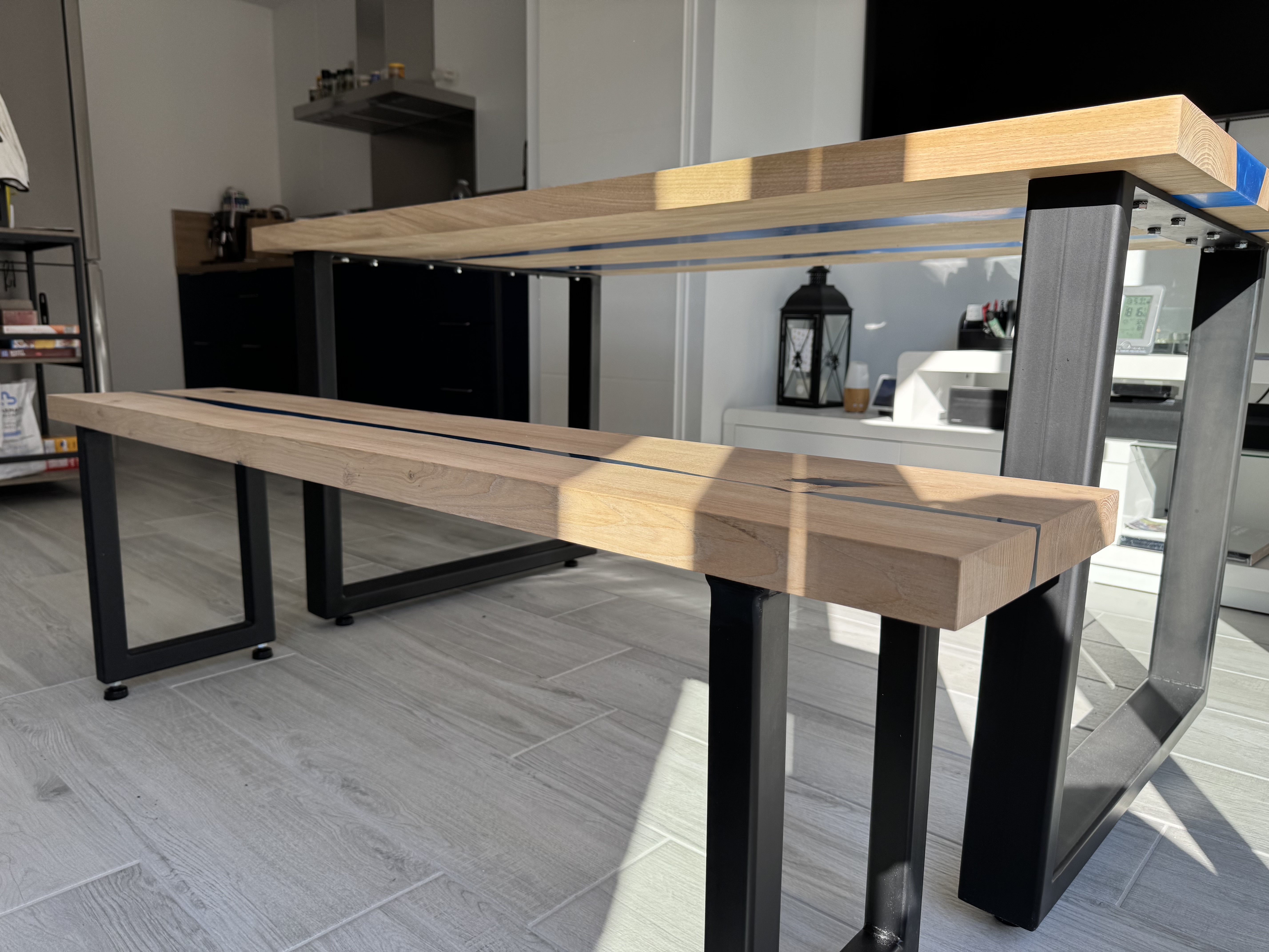 Table Epoxy River Bleu