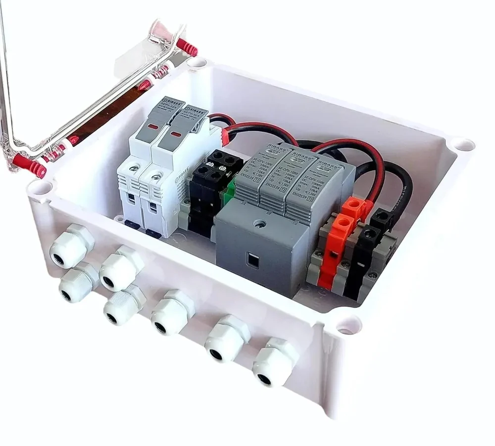 Solar AJB DCDB 2 in 1 Out 1000V Inbuilt 2 x 20A Sibass Fuse, 1000V Sibass SPD
