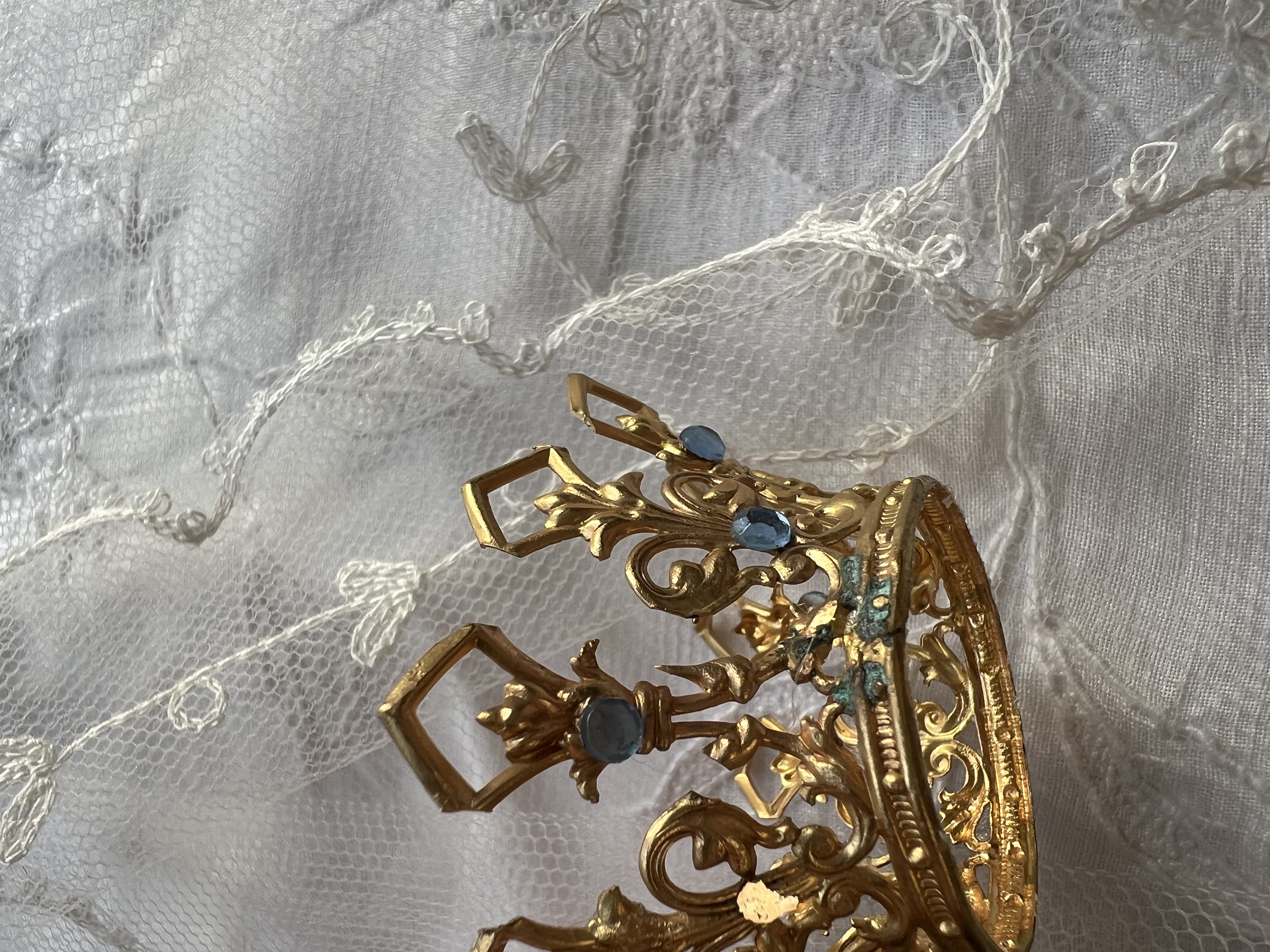 Couronnée d'étoiles 