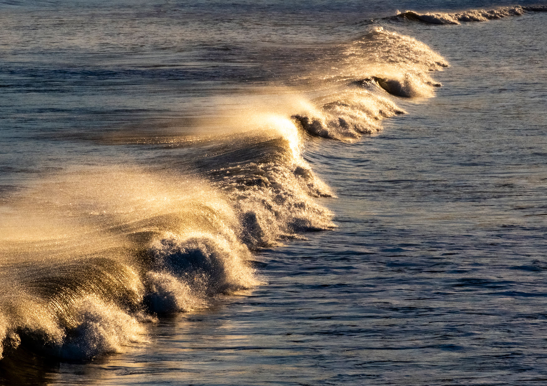 Dawn waves, Saltburn by the Sea