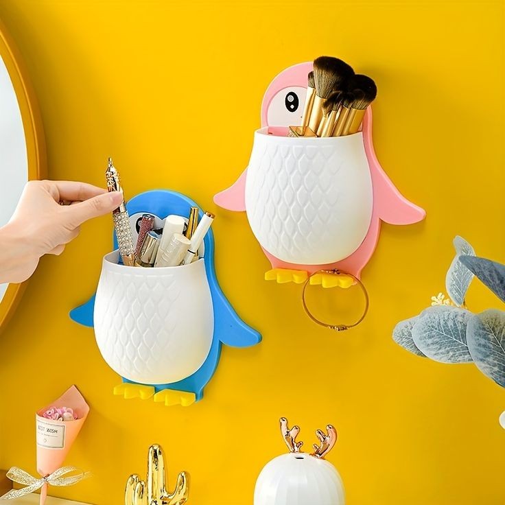 Penguin Multipurpose Holder