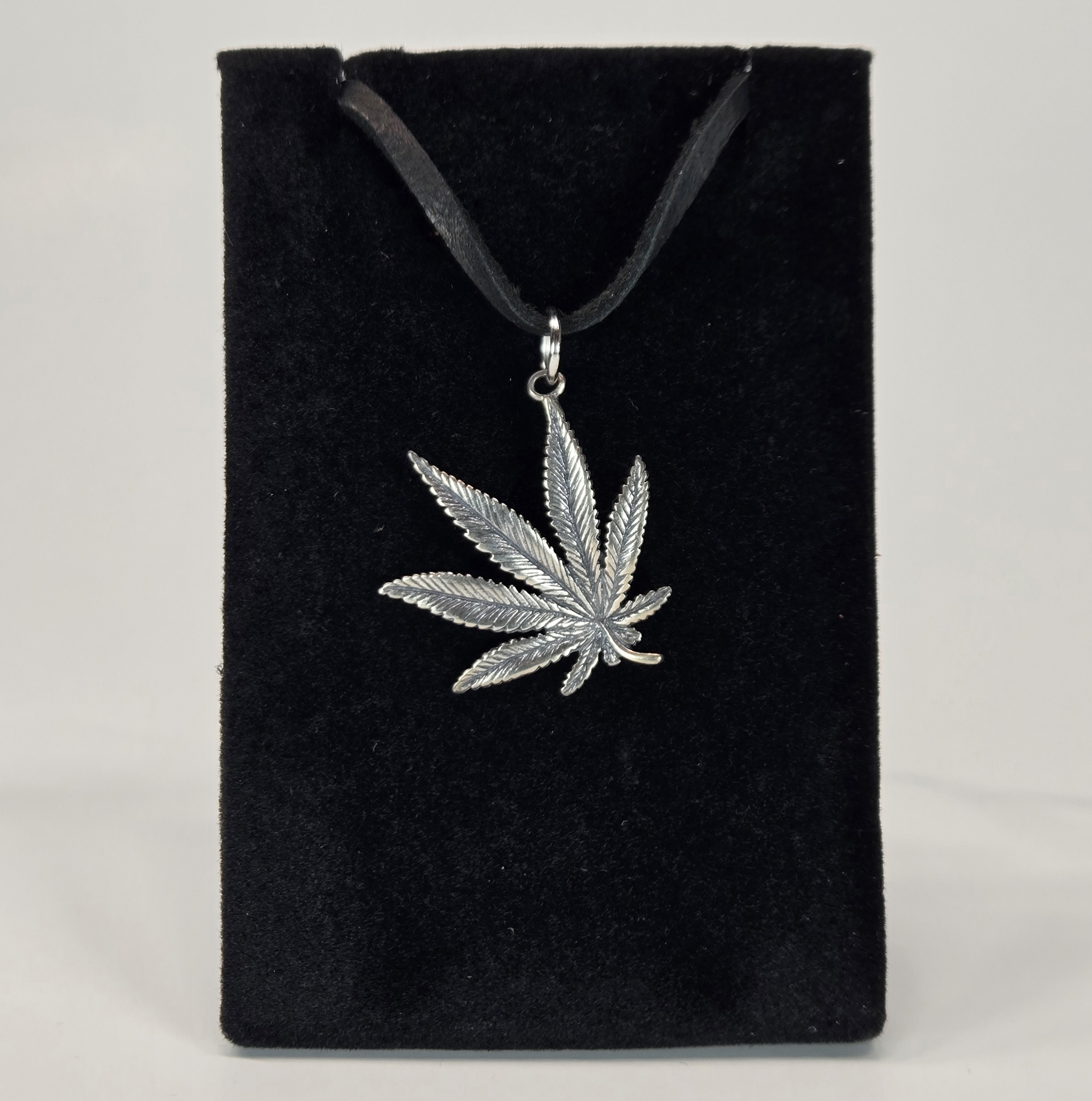 Fan Leaf Pendant