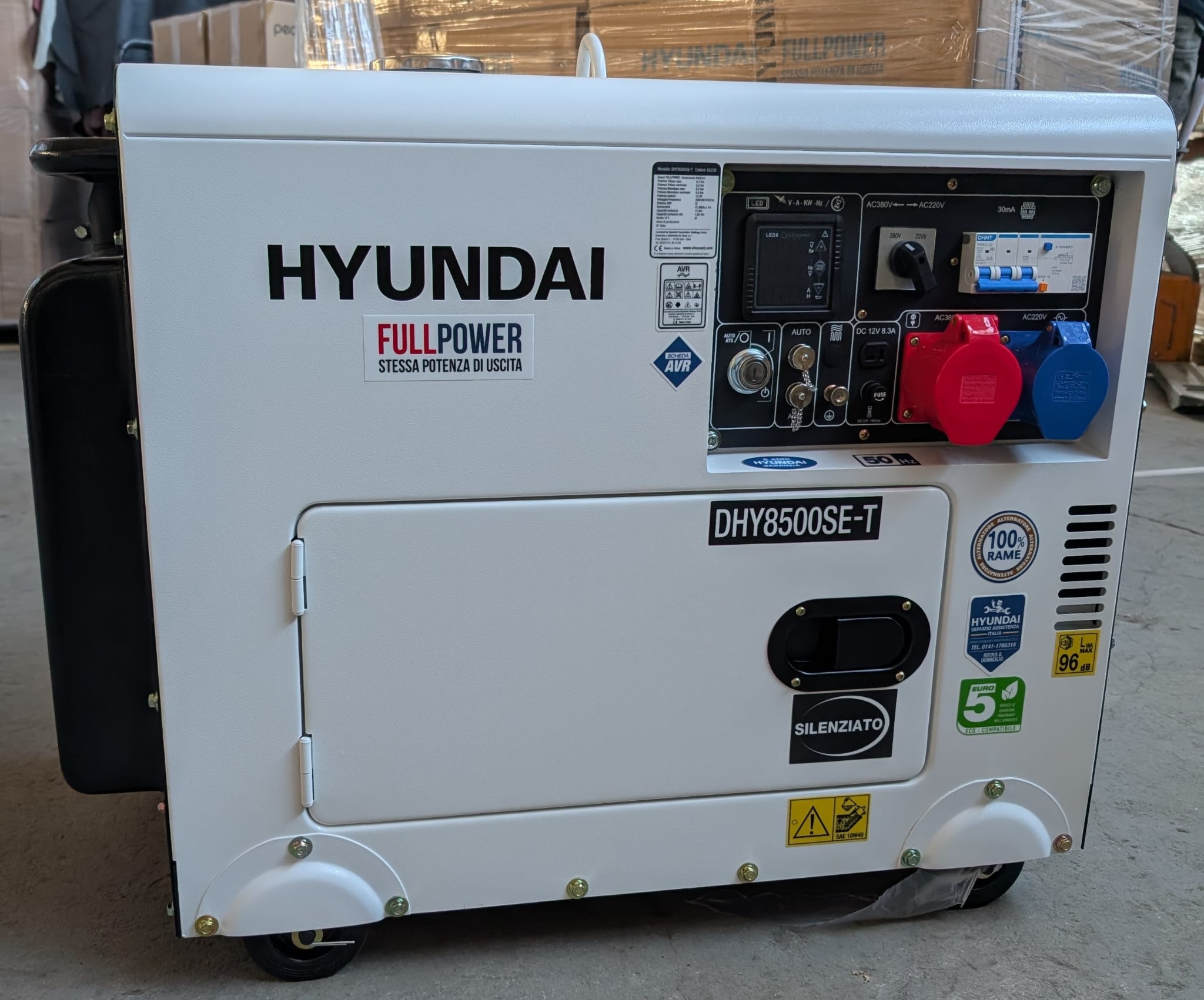 HYUNDAI DHY8500SE-T dyzelinis generatorius, 7,2 KW, FULL POWER, AVR, ATS+