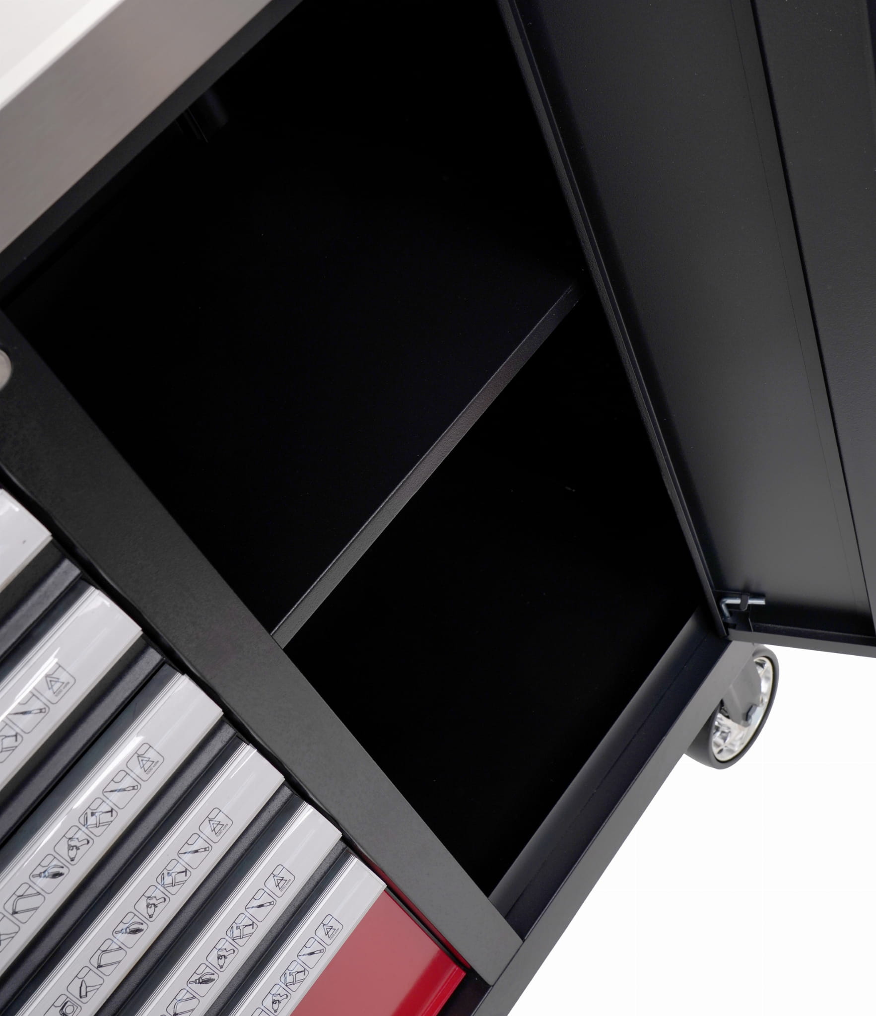 Įrankių spintelė Kraft & Dele KD1068,  su įrankiais, 299 elementų