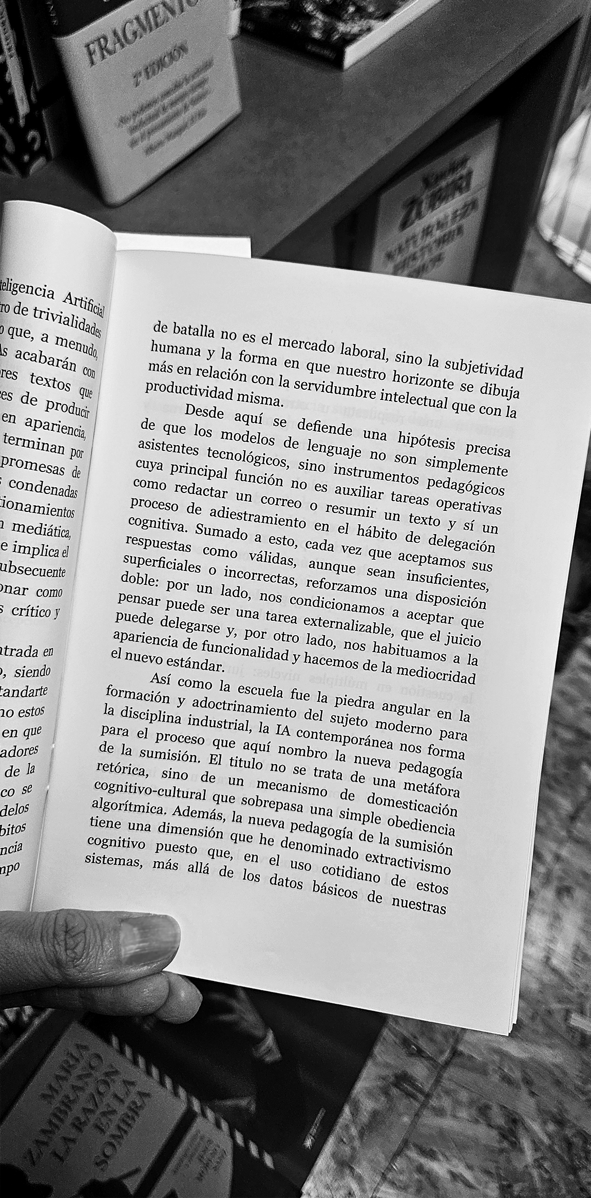 La nueva pedagogía de la sumisión en la era de la Inteligencia Artificial 