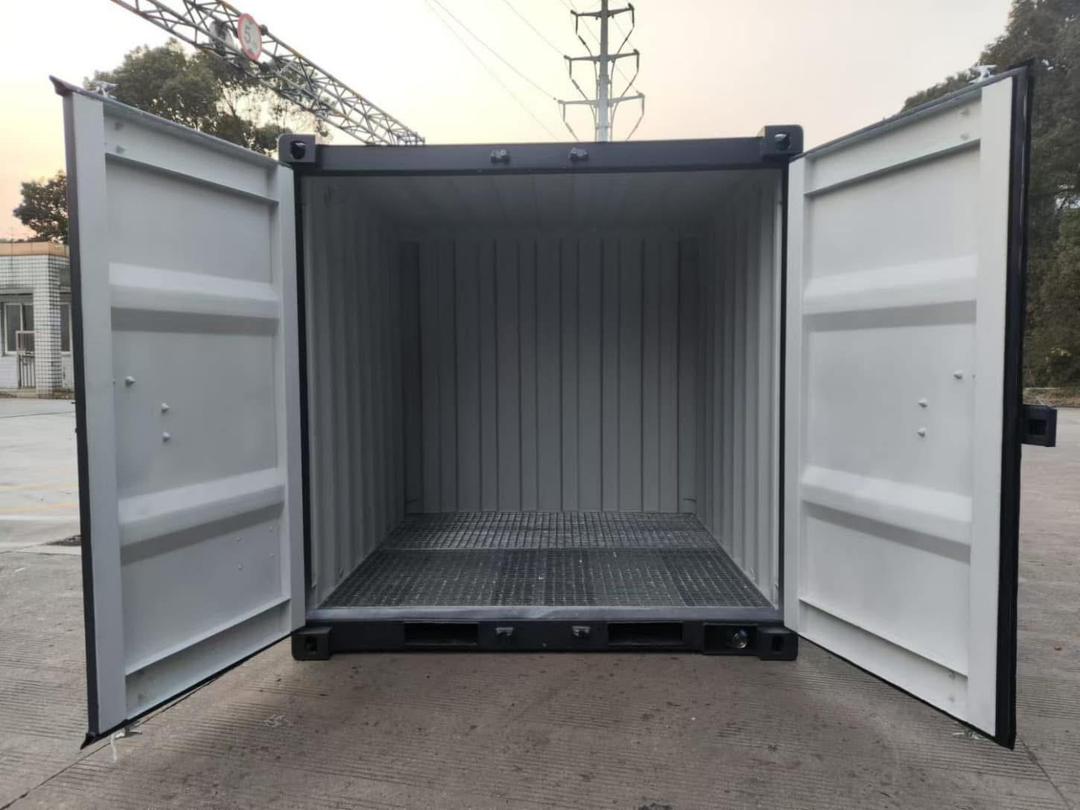 Container de Stockage 8 Pieds – Compact, Robuste, et Sécurisé