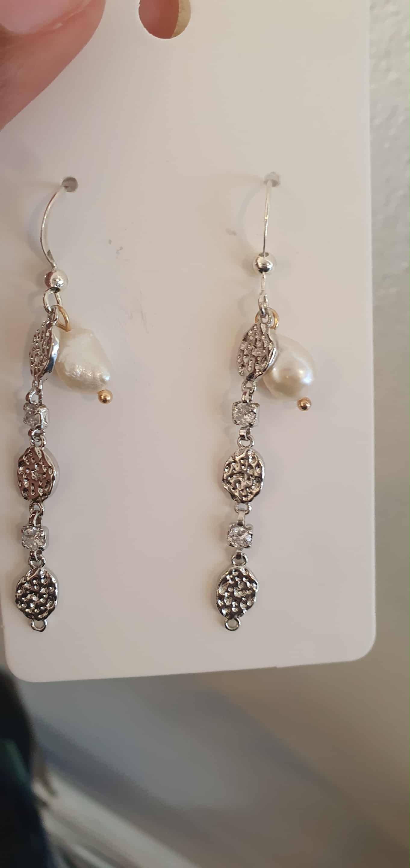 Sølvøreringe med perler