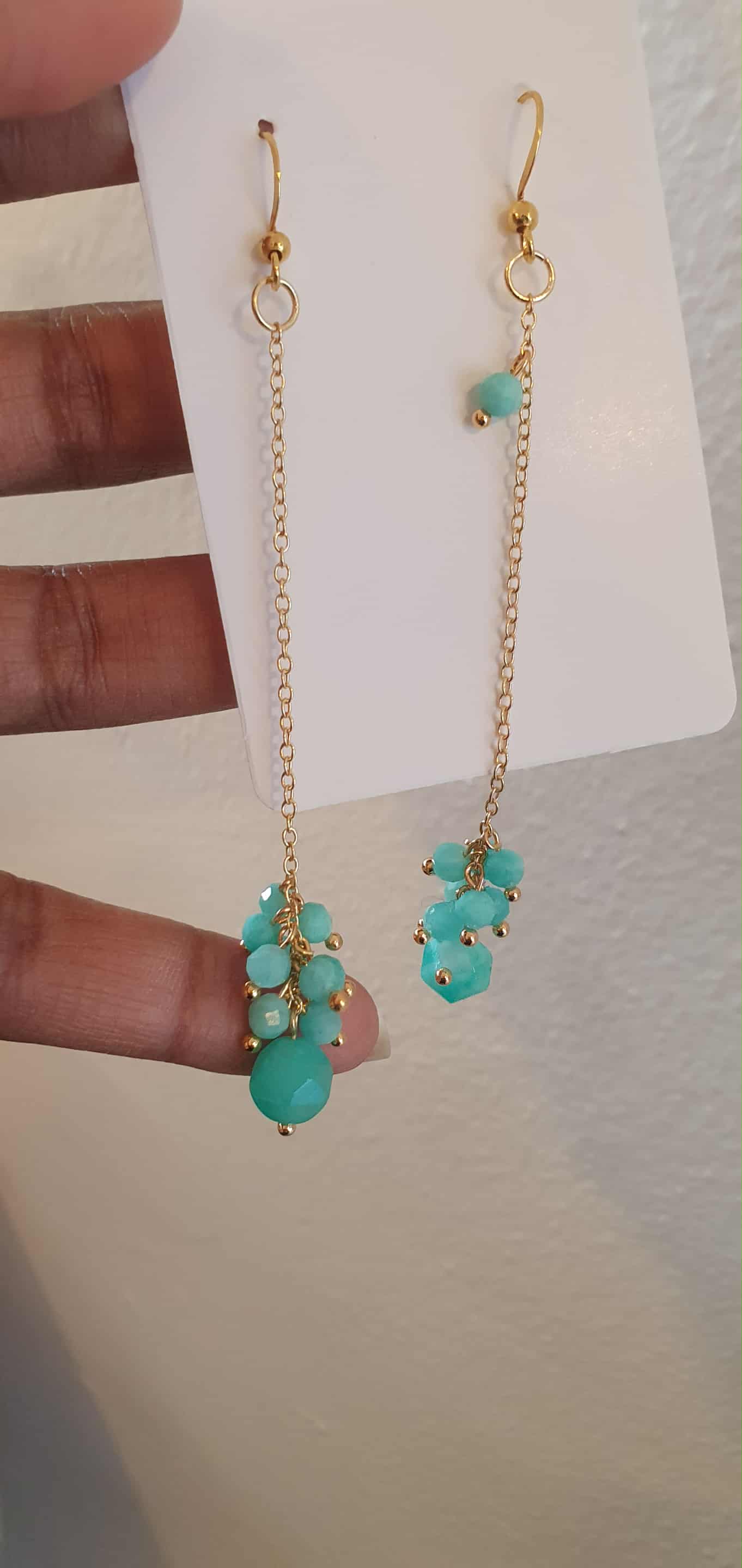 Turkis øreringe med guldkæde