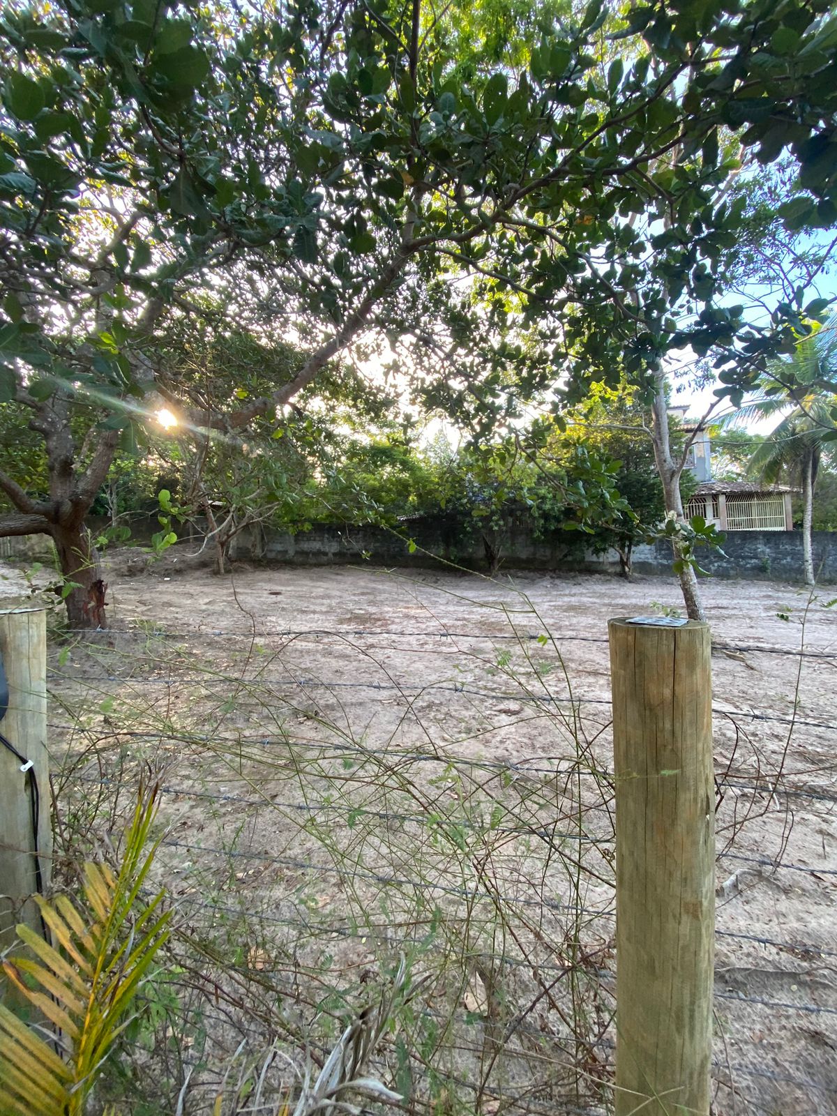 Lote Beira Lago 800m²