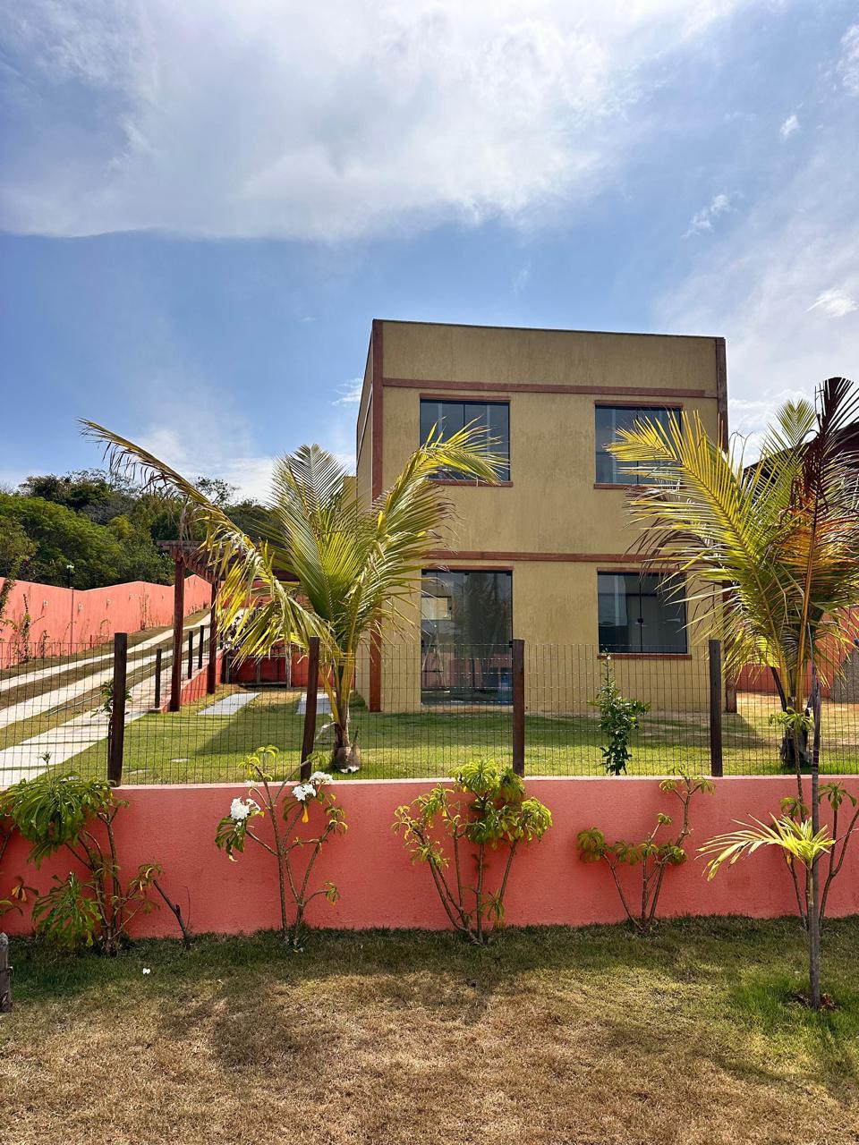 Casa duplex 3 Suítes 