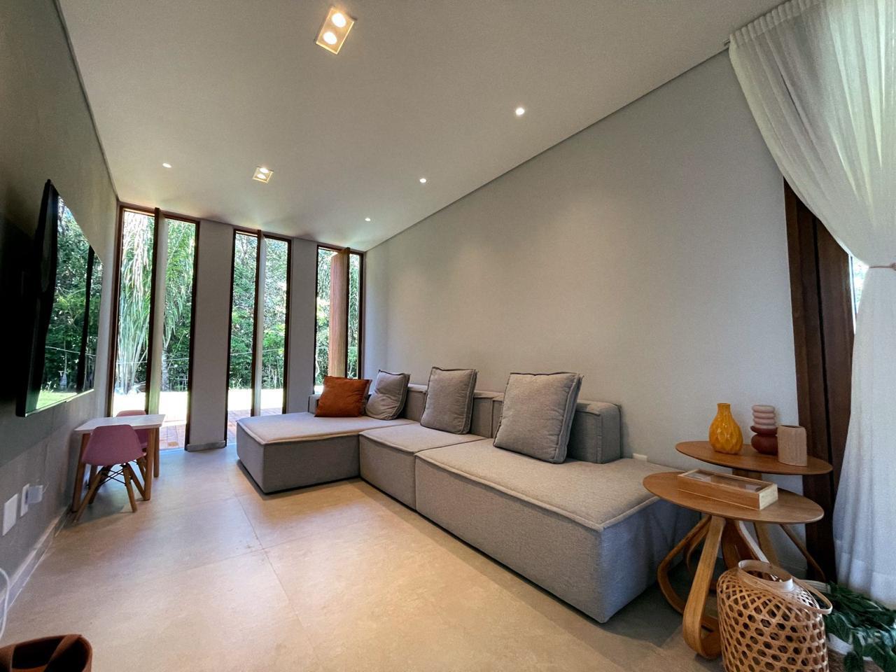 Praia Bela 20 pessoas