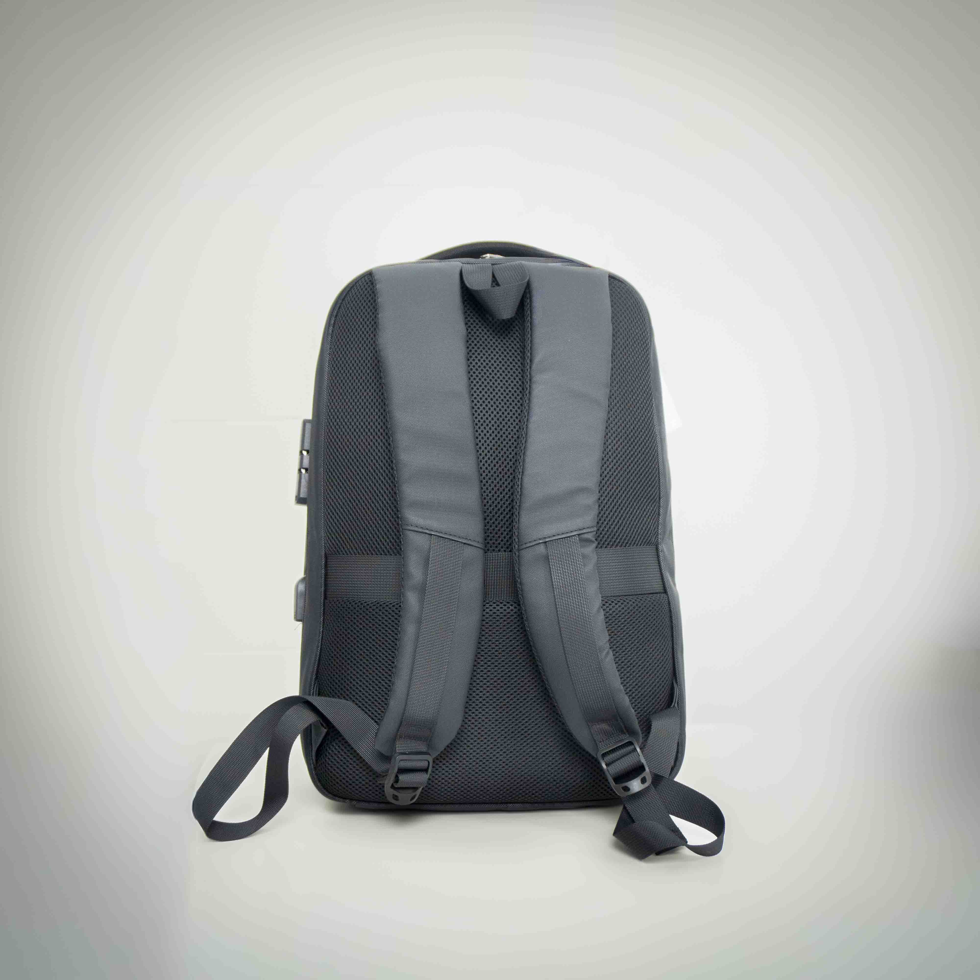 MOCHILA de viajes RESISTENTE