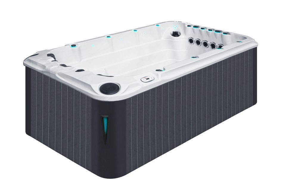 Jacuzzi Passion Swim Spa Fitness 1