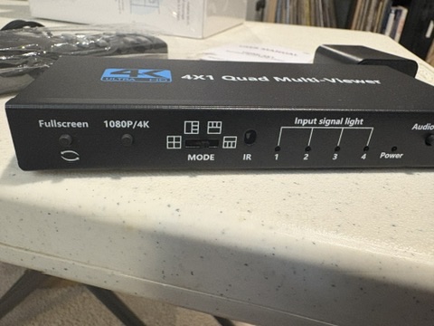 4x1 Quad Multi-Viewer