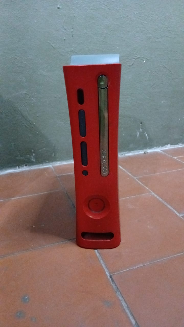 Xbox 360 FAT Elite con RGH 3.0 con HDD interno 160gb 