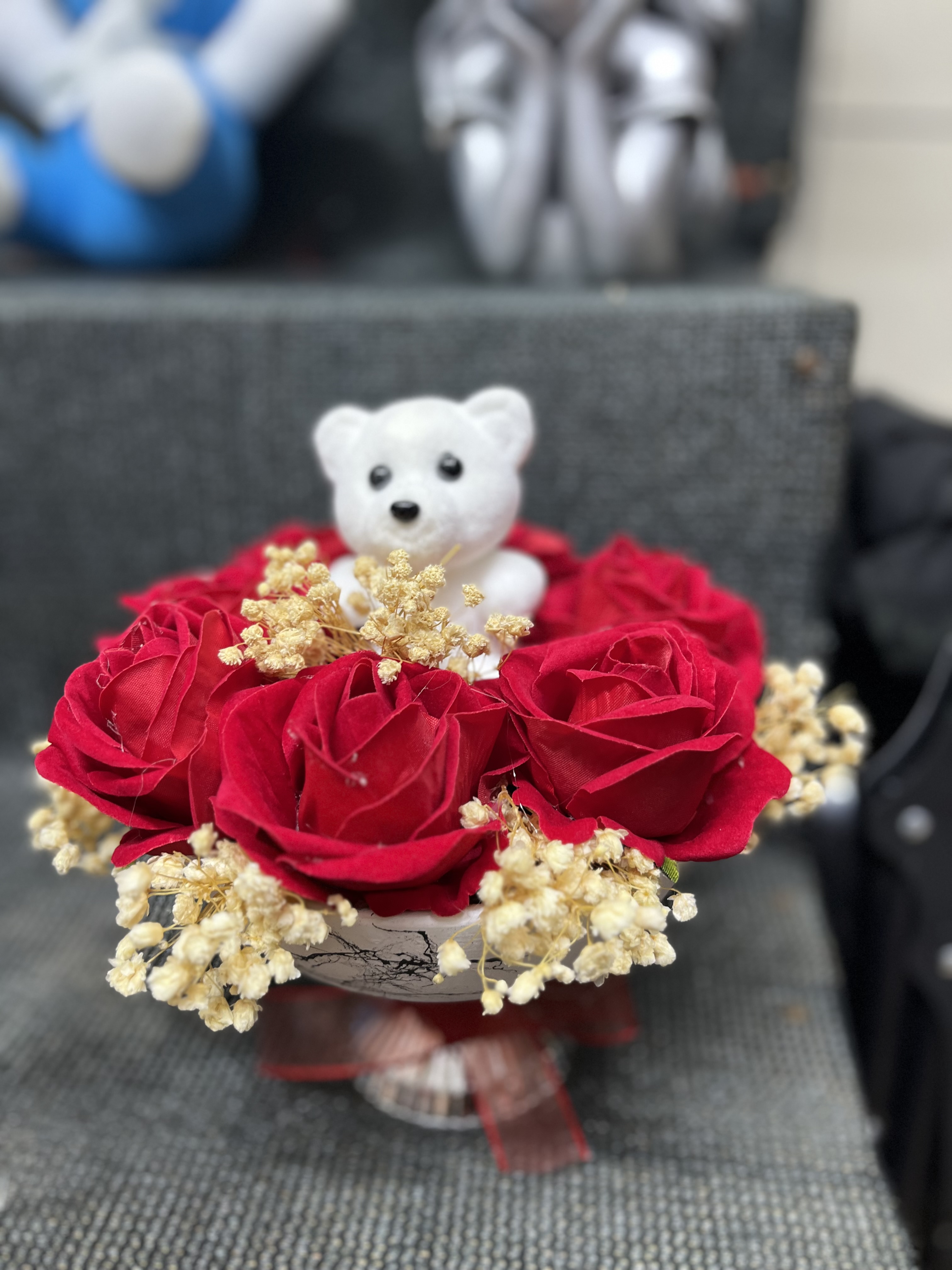 Oyuncak Ayıcık ve Kırmızı Gül Aranjmanı