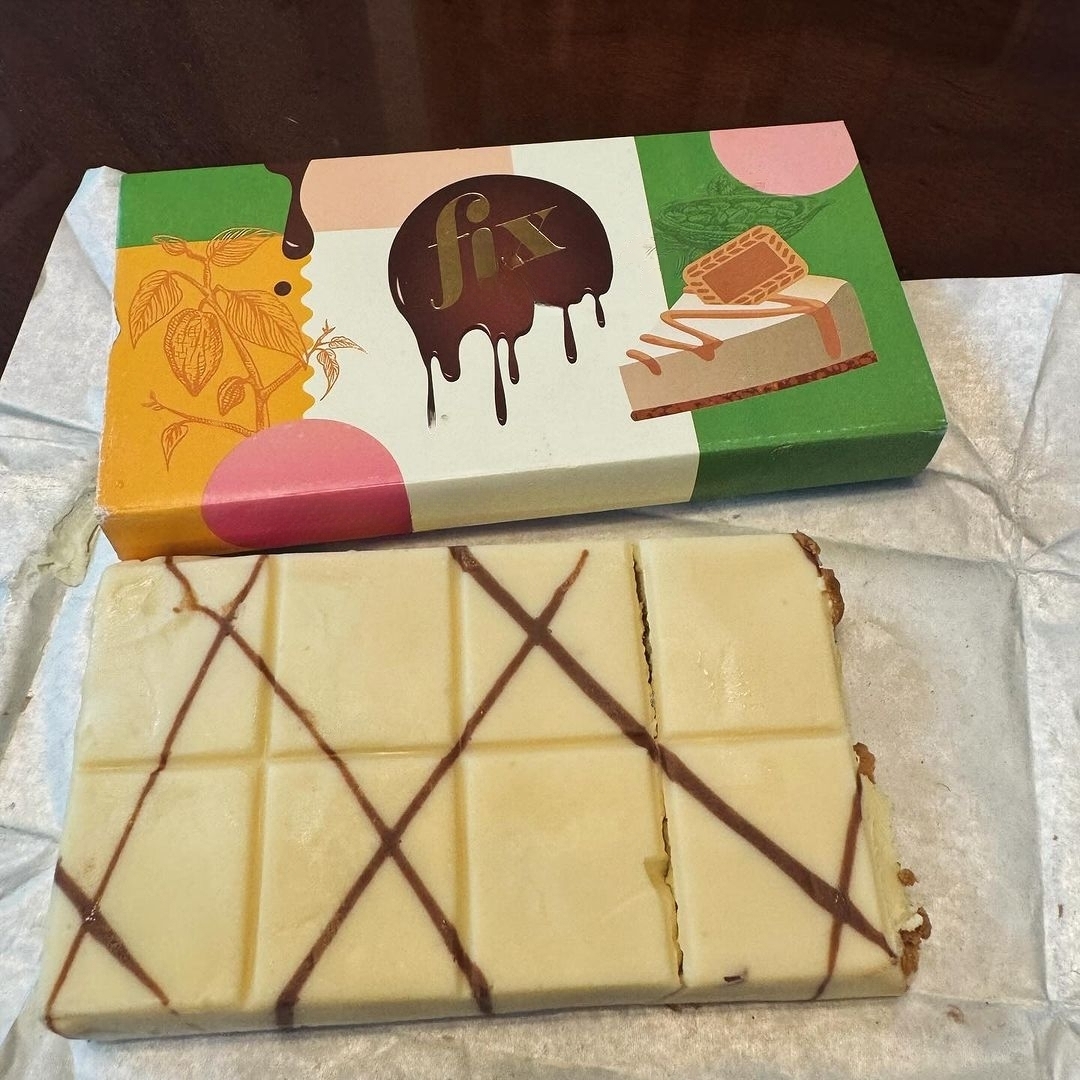 Mind Your Own Biscoff Fix Chocolate Bar – Viral Dubai Chocolate