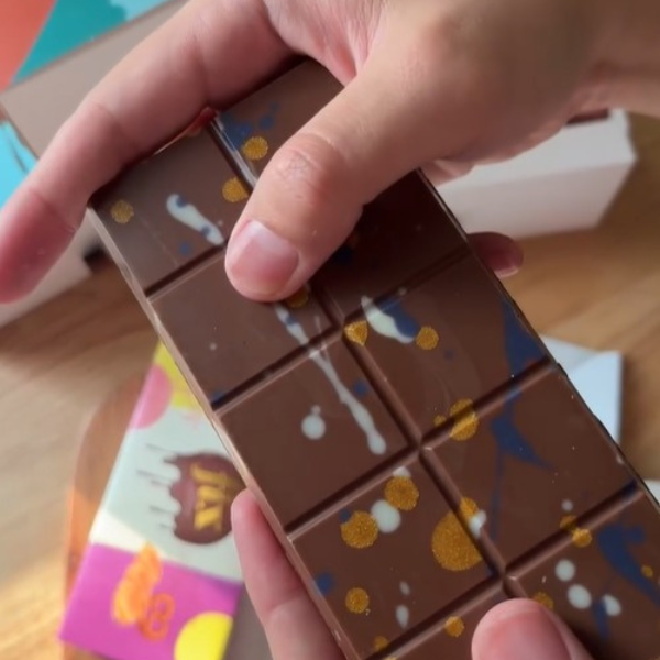 Pick Up A Pretzel Fix Chocolate Bar – Viral Dubai Pistachio Chocolate