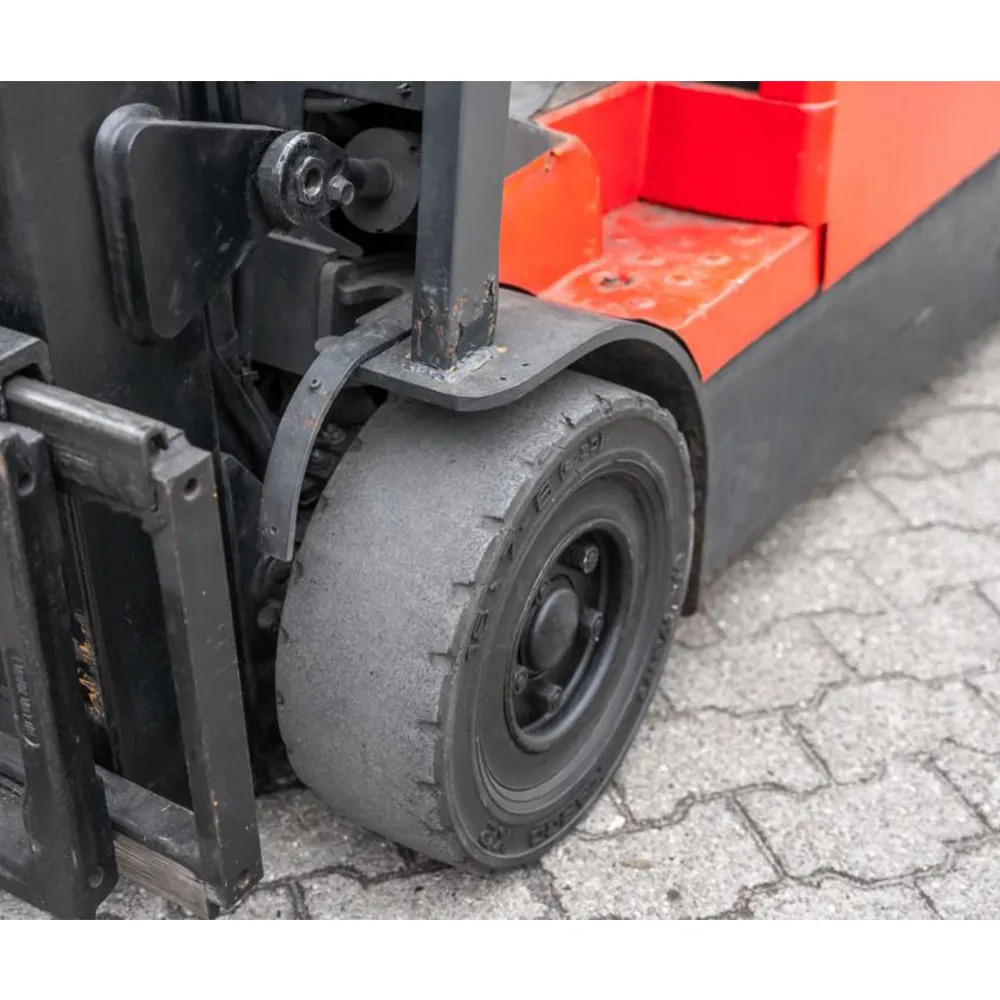 Toyota FBEF16 – Chariot élévateur électrique 1,6T – Mât triplex – 5,5 m – Occasion