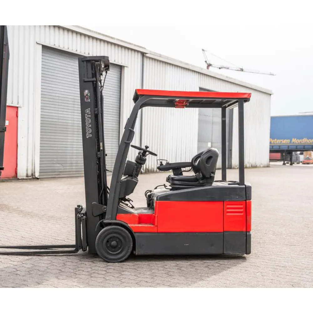 Toyota FBEF16 – Chariot élévateur électrique 1,6T – Mât triplex – 5,5 m – Occasion