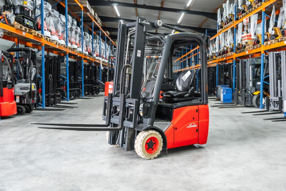 Chariot Élévateur Électrique LINDE E 12-01 – 1200 kg | 3150 mm