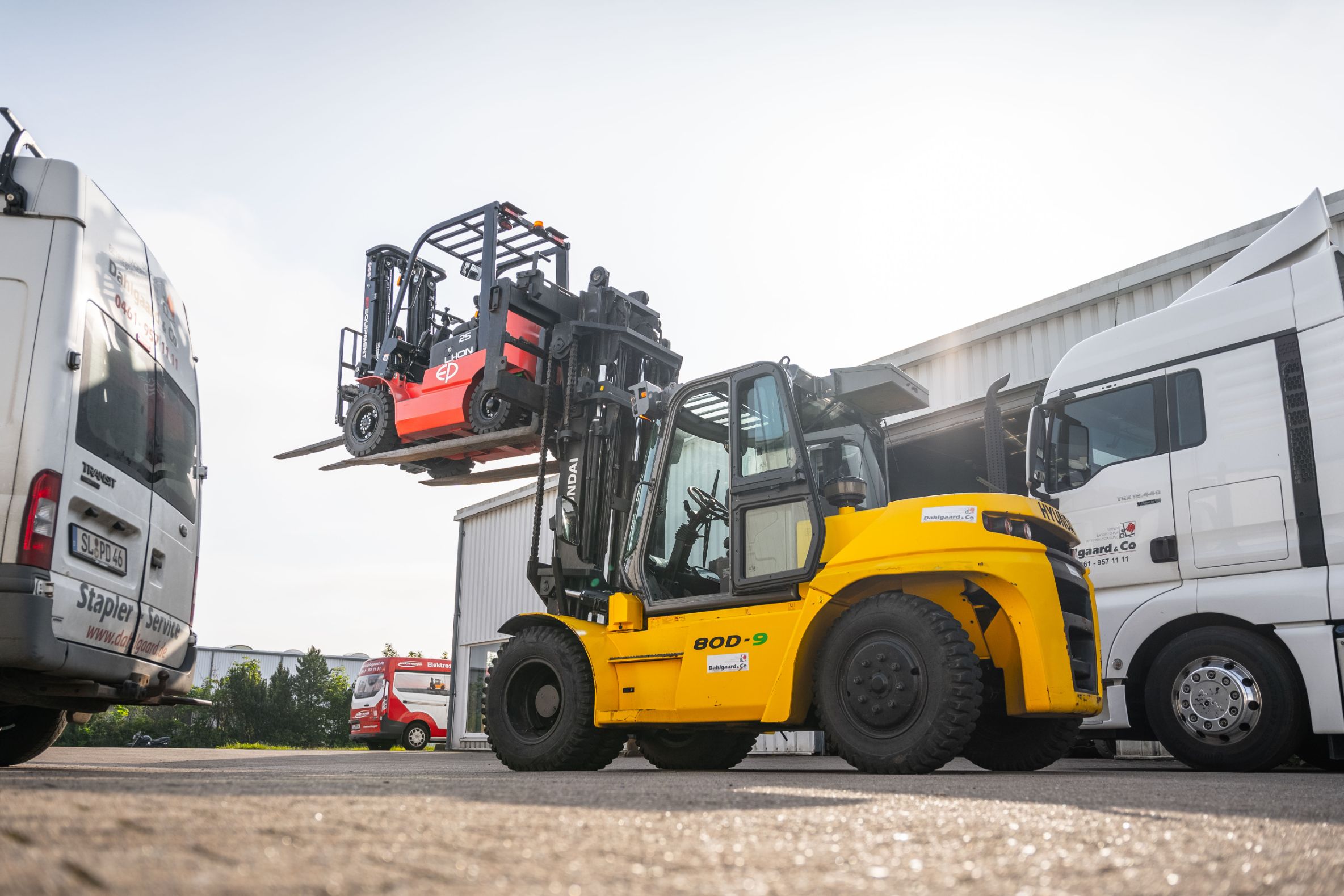 Chariot Élévateur Diesel Haute Capacité – Hyundai 80D-9 (2017) | 8000 kg | Mât Triplex 5070 mm