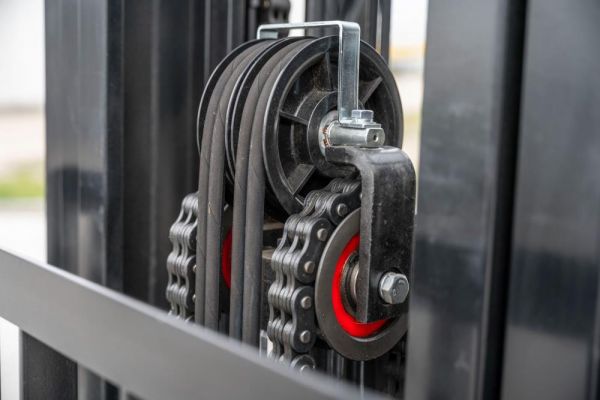 Chariot Élévateur Diesel – 2000 à 3500 kg | Mât Triplex 4700 mm | Usage Extérieur