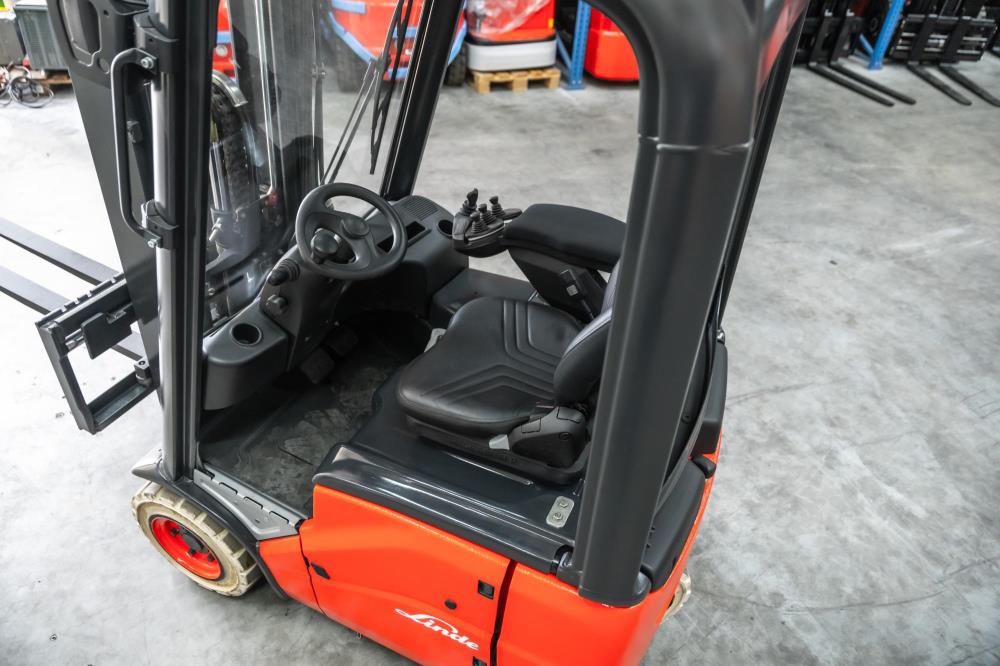 Chariot Élévateur Électrique Reconditionné – Linde E 12-01 (2013) | 1200 kg