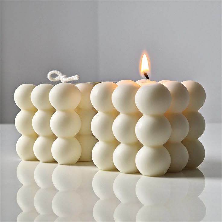 Geometric Sphere Candle
