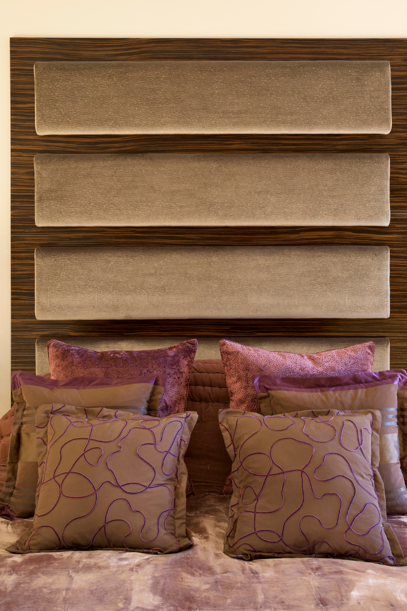 Elegant Bed Set with Headboard