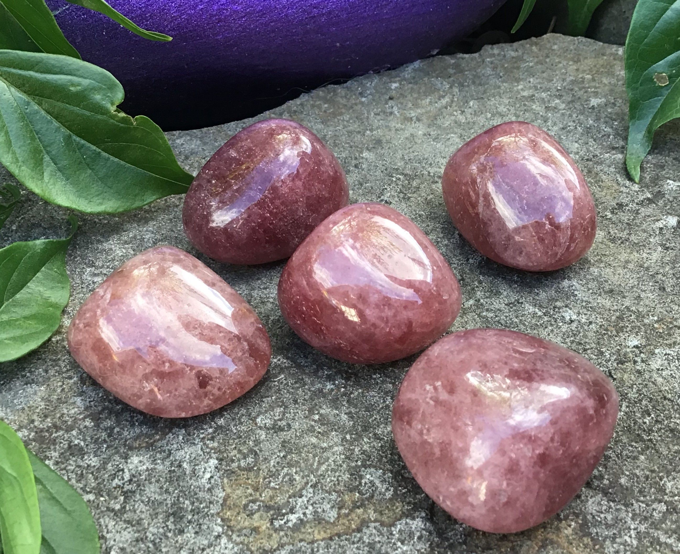 Strawberry Quartz – Tumbled Stone
