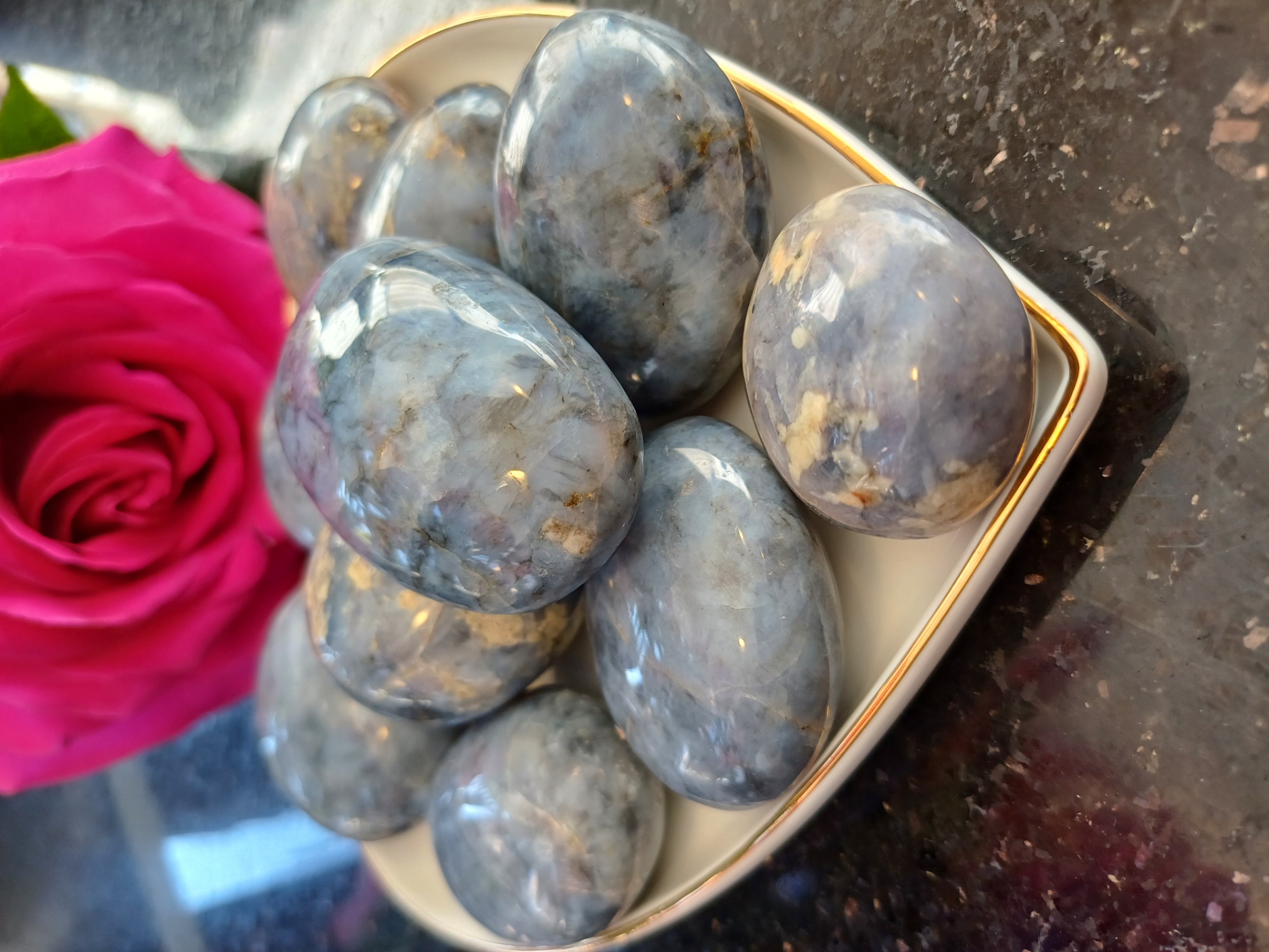 Owyhee Blue Opal – Palm Stone