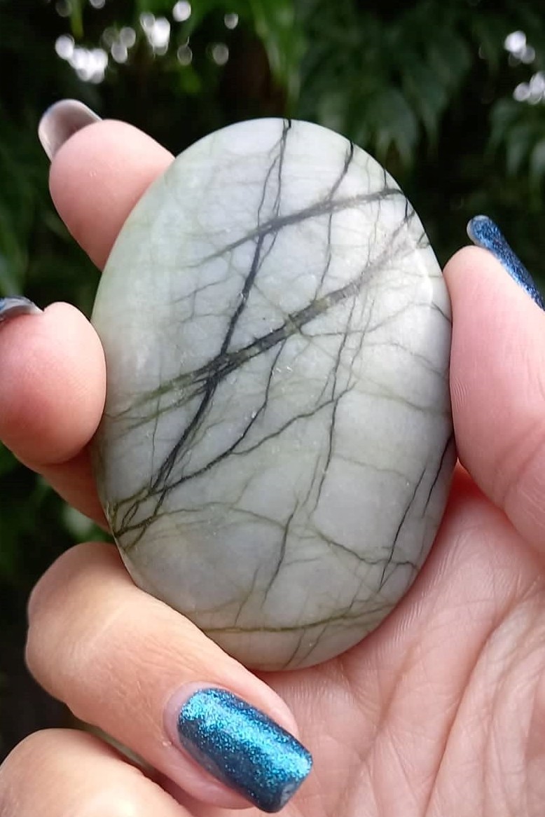 Spiderweb Jasper – Palm Stone