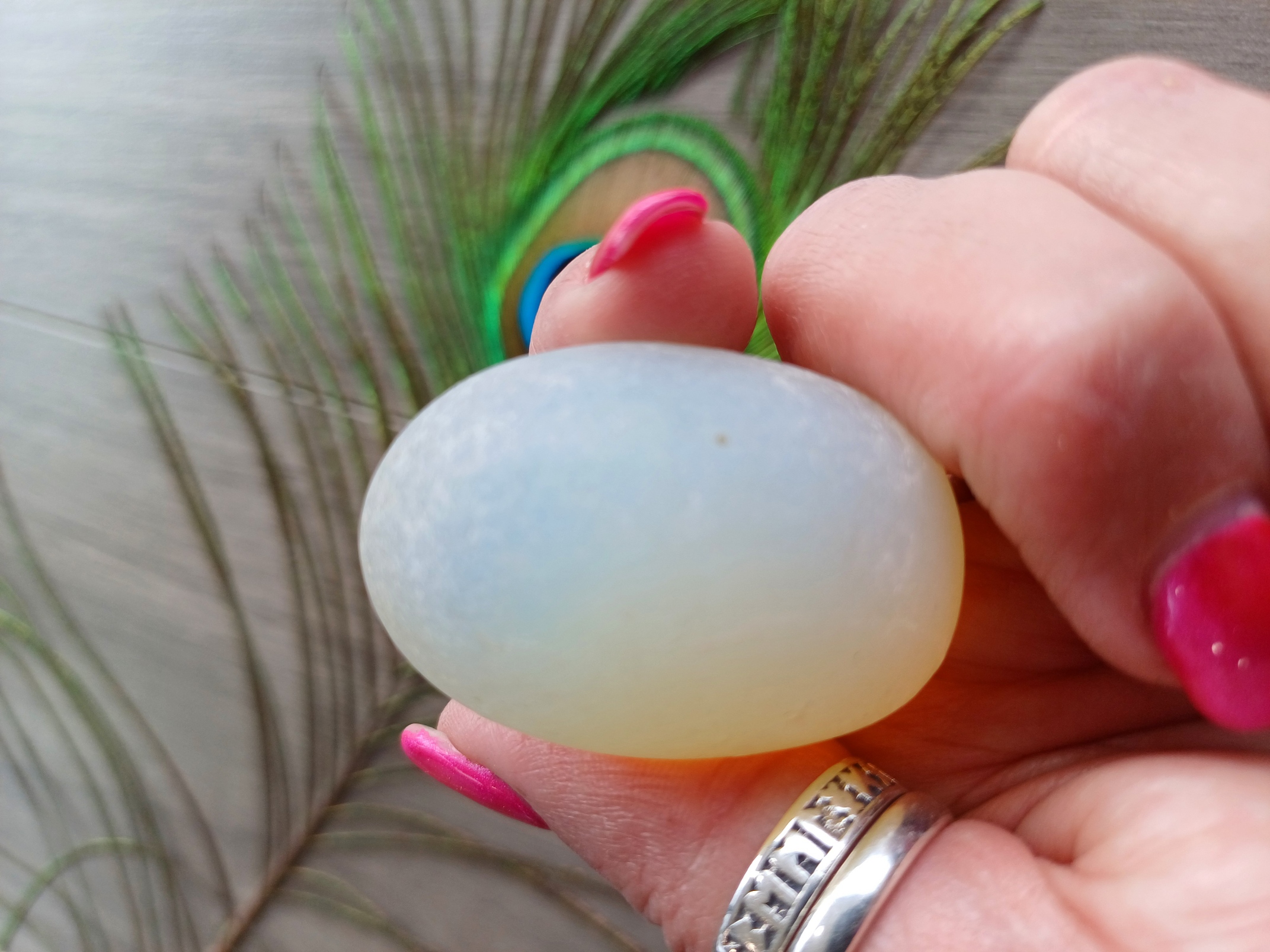 Opalite – Egg