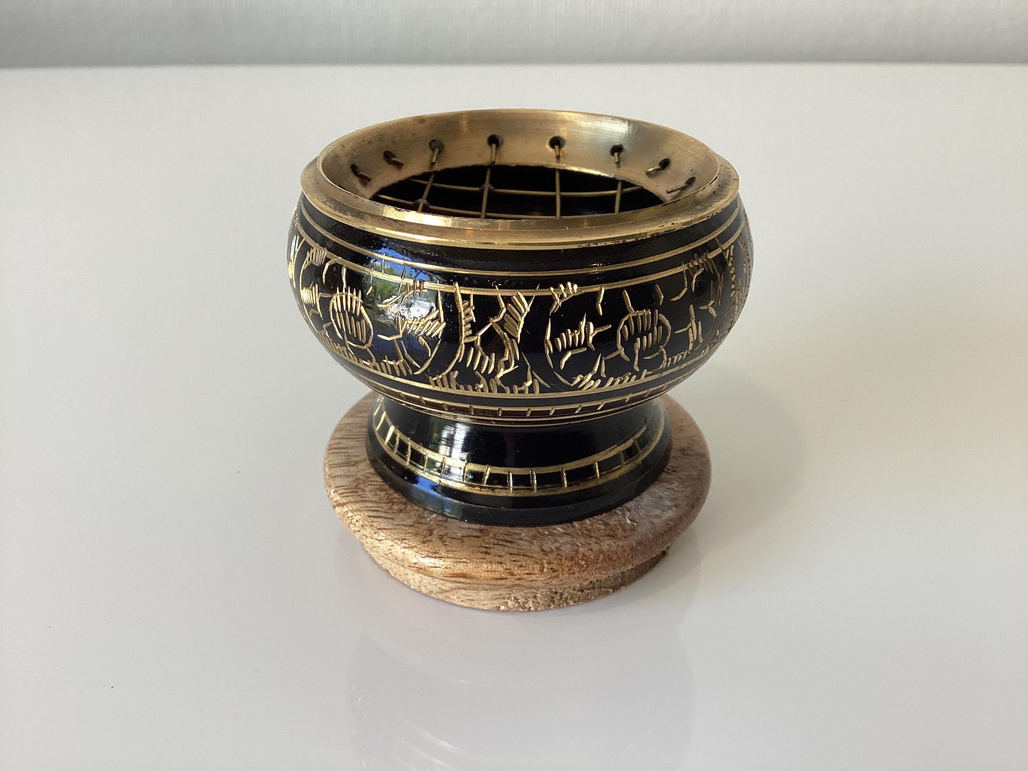 Black Charcoal Incense Burner