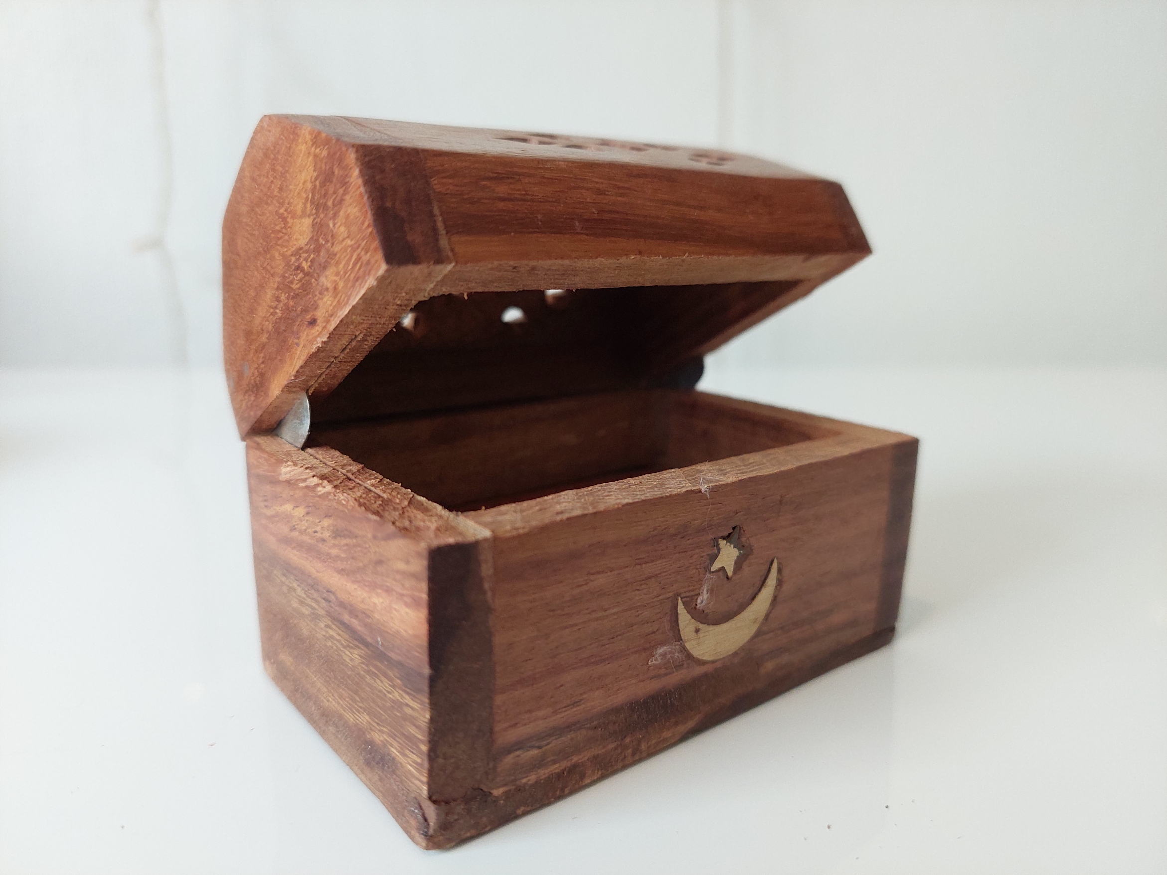 Wooden Incense Burner – Chest Style
