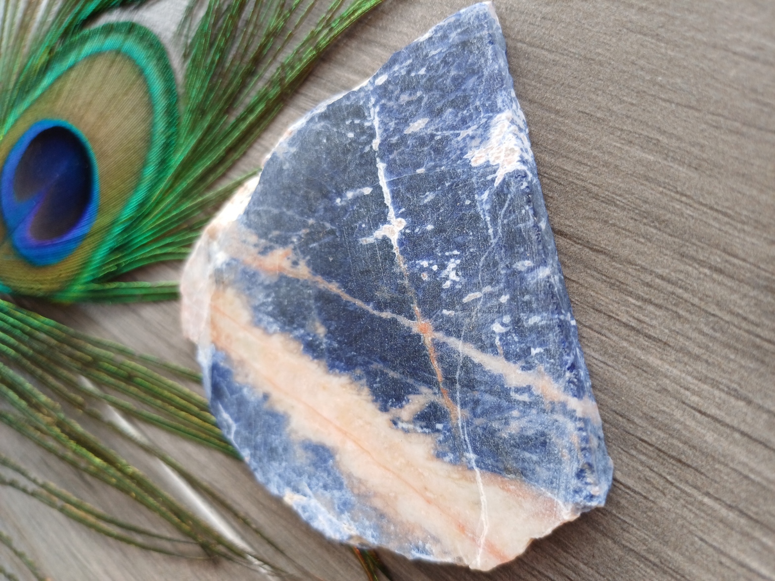Sunset Sodalite – Charging Plate