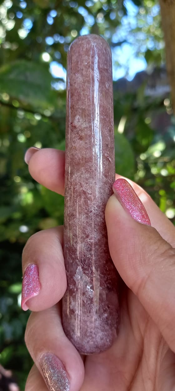 Strawberry Quartz – Wand