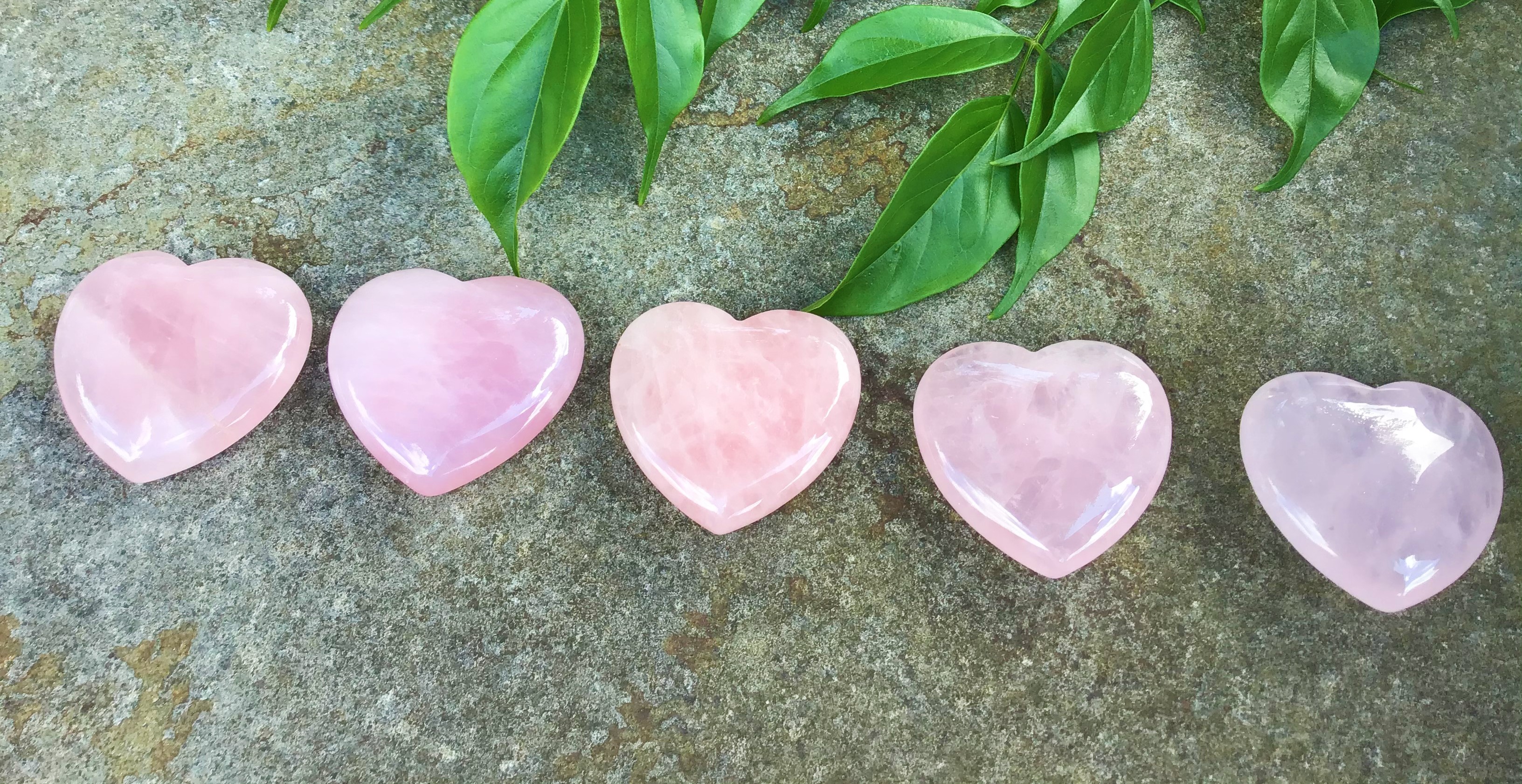Rose Quartz – Heart (Pocket Size)