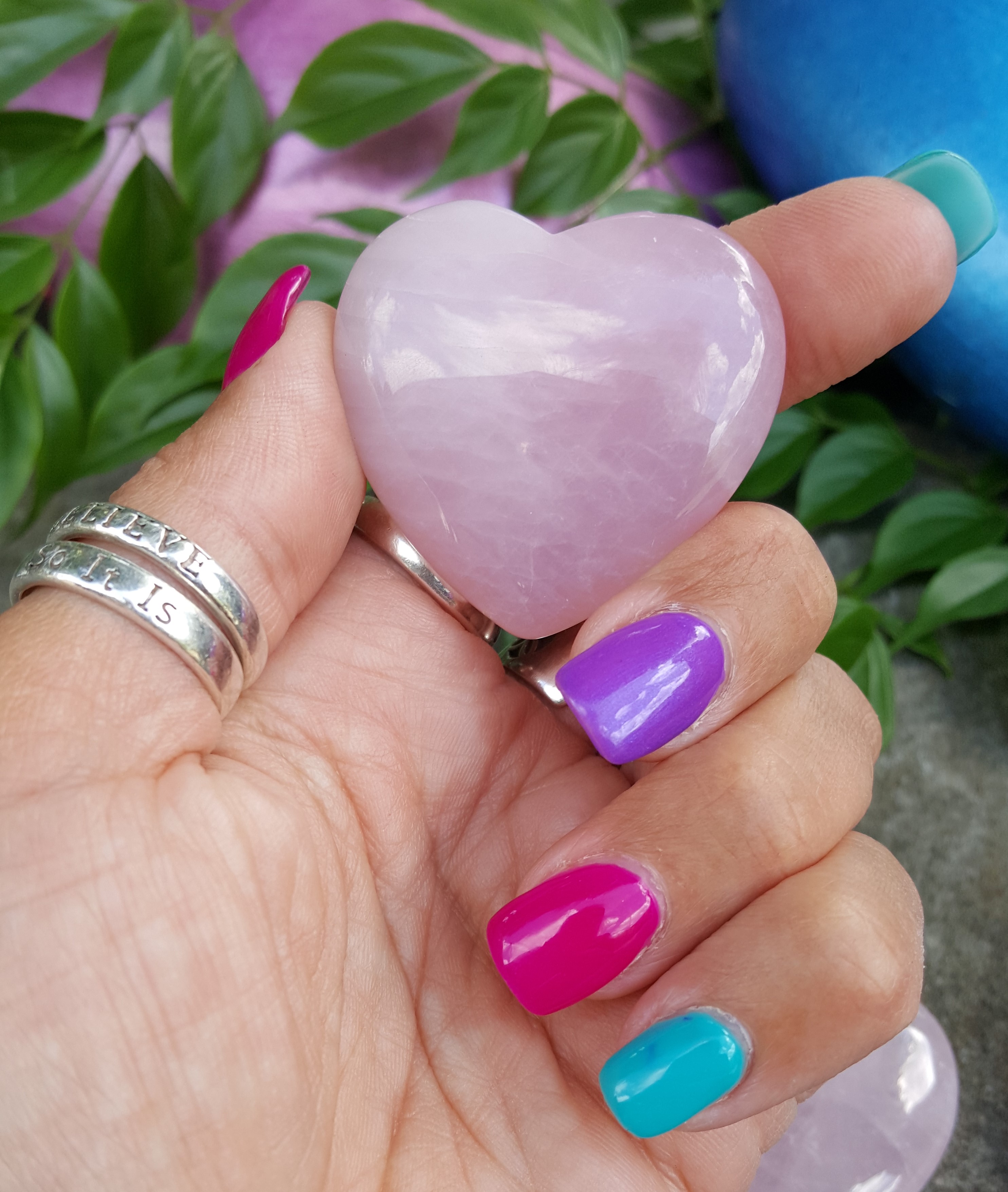 Rose Quartz – Heart (Pocket Size)