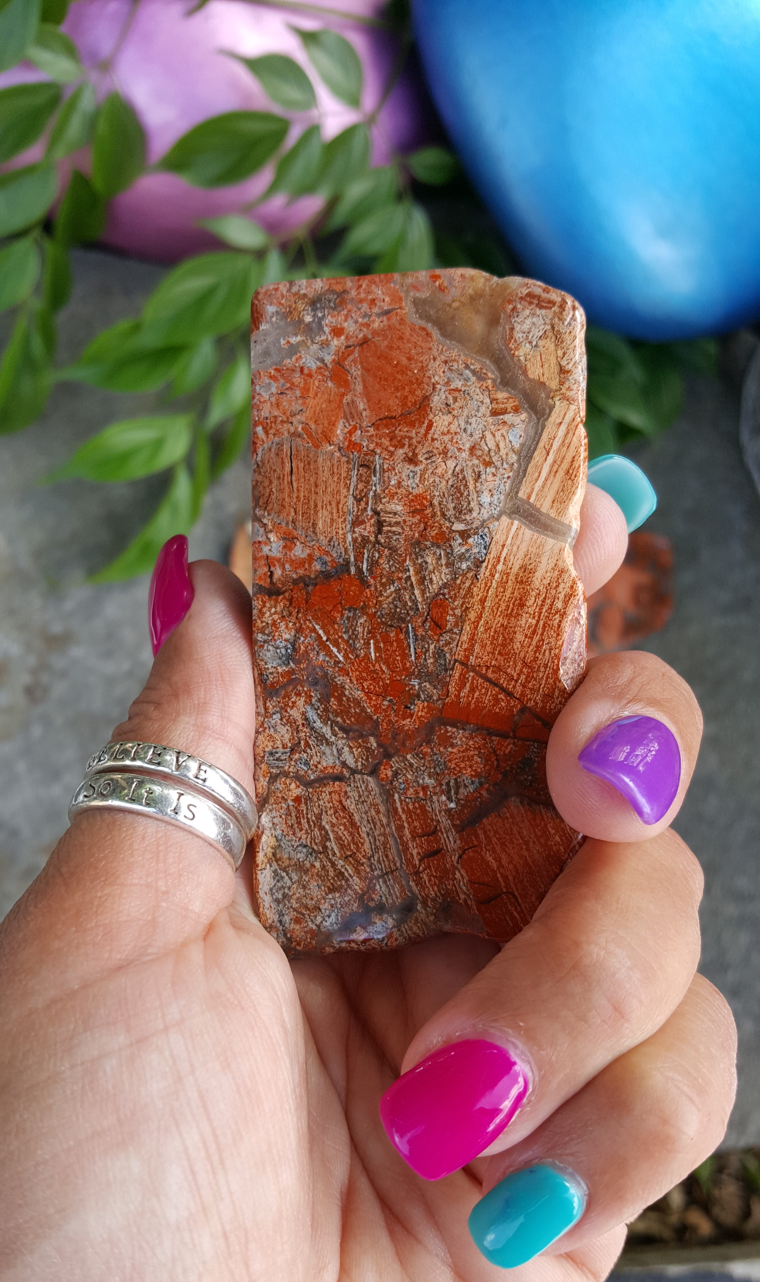 Red Silver Leaf Jasper – Charging Plate