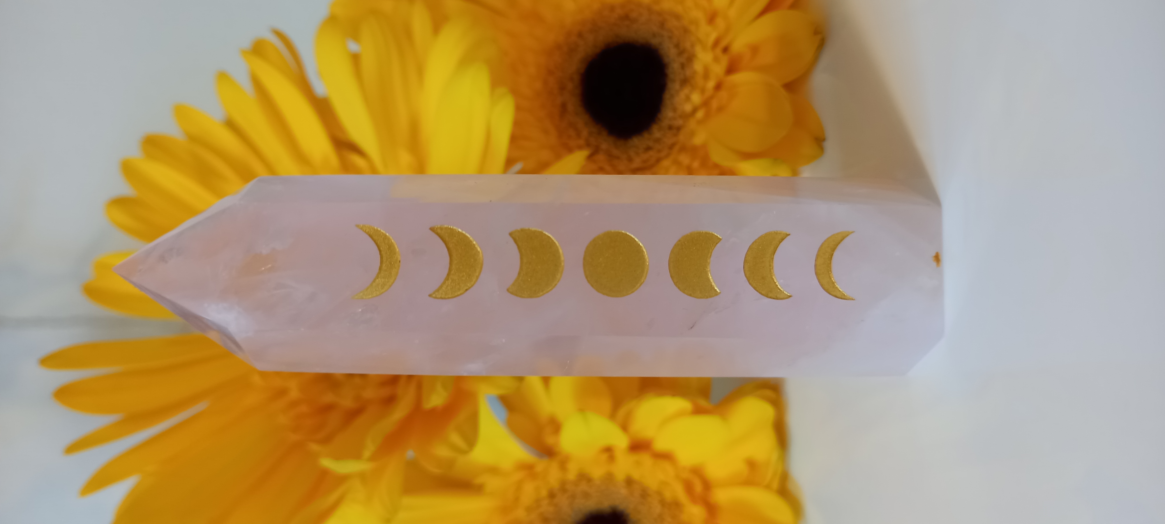 Rose Quartz – Moon Generator