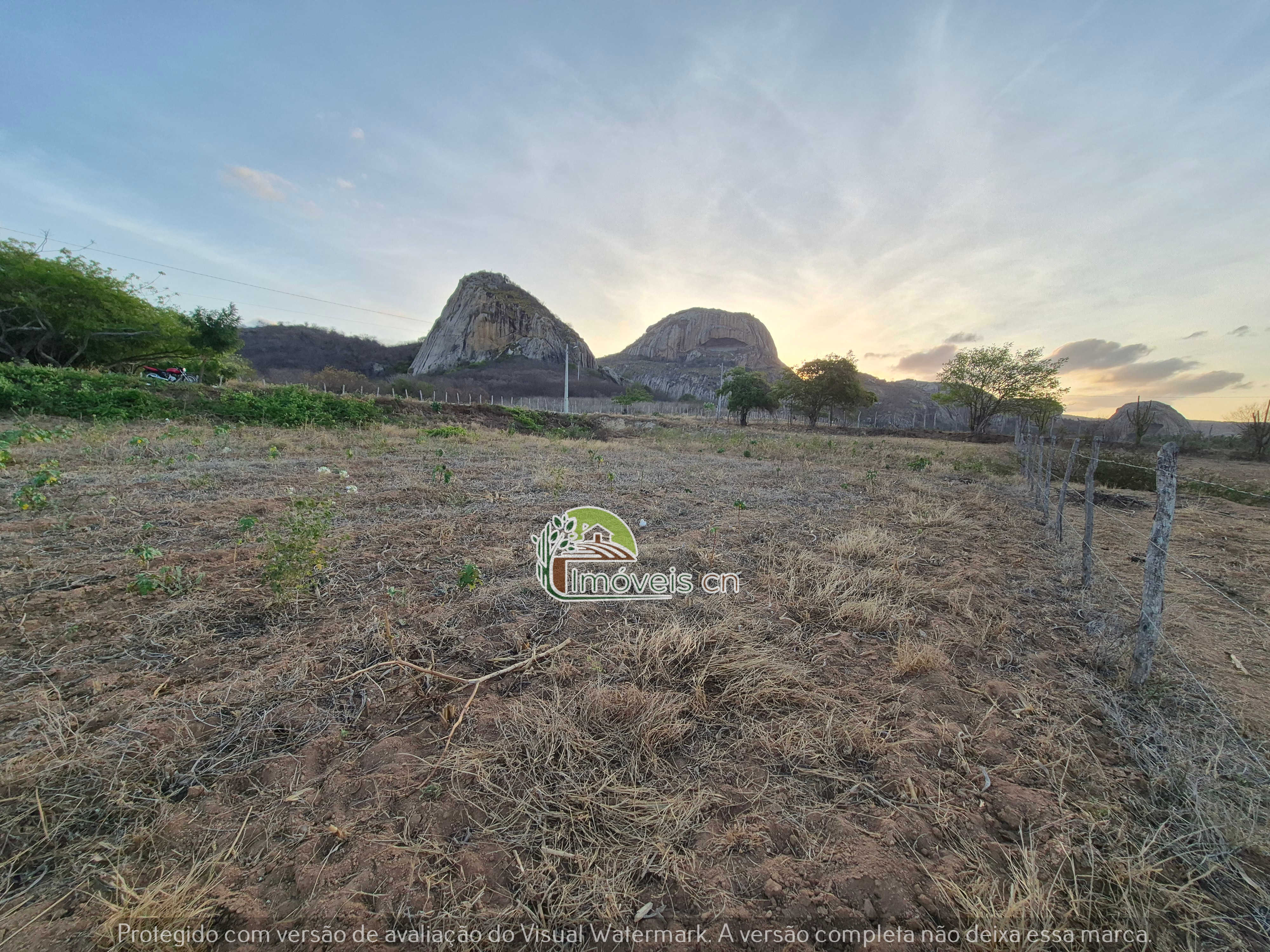 Terreno Rural à Venda com 1.800m² – Frente para Estrada Calçada da Pedra da Boca (PB)