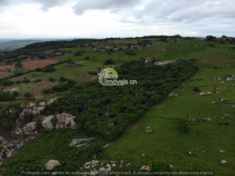 Área com mais de 4 hectares à venda na região da Pedra da Boca