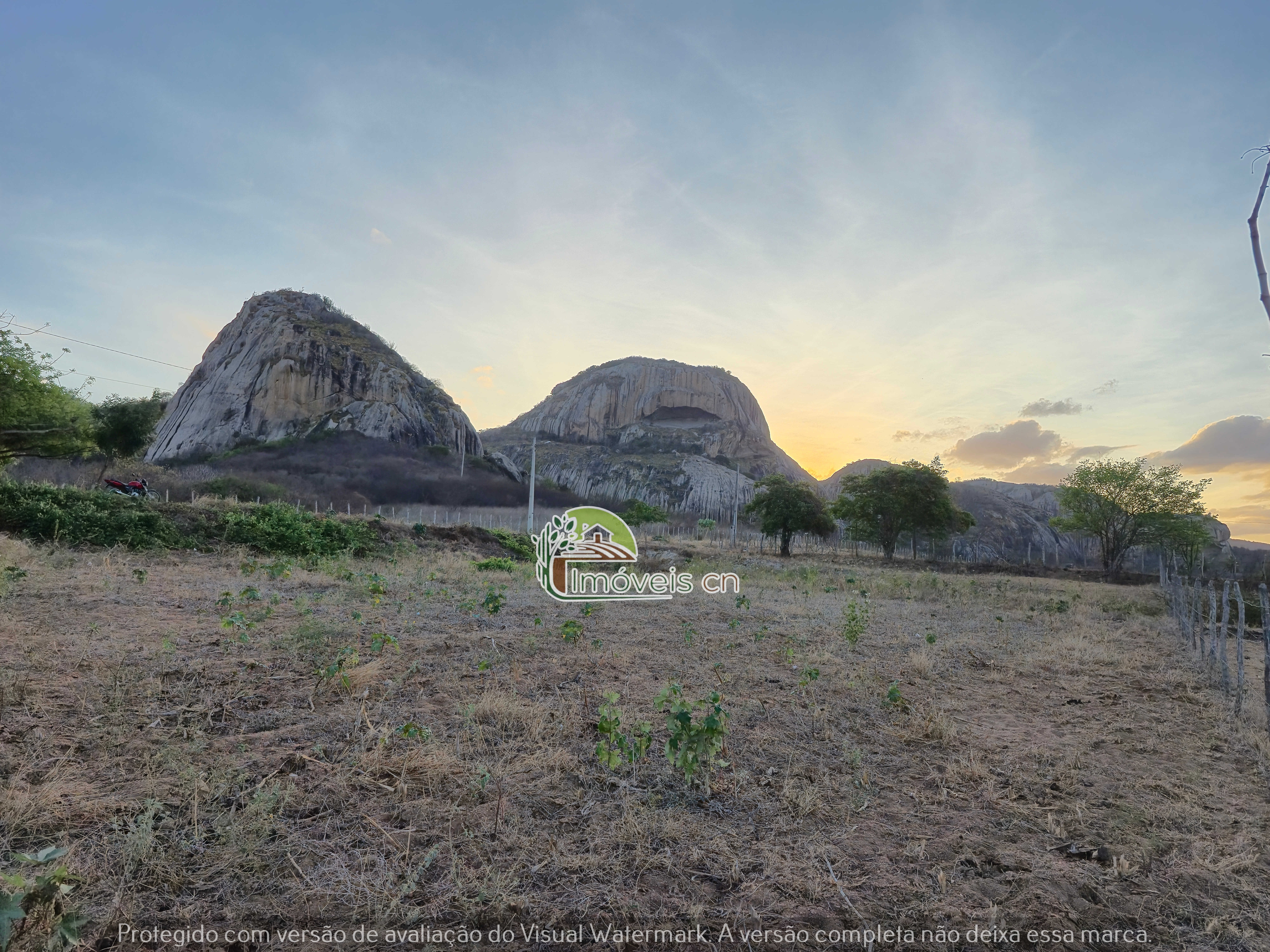 Terreno Rural à Venda com 1.800m² – Frente para Estrada Calçada da Pedra da Boca (PB)