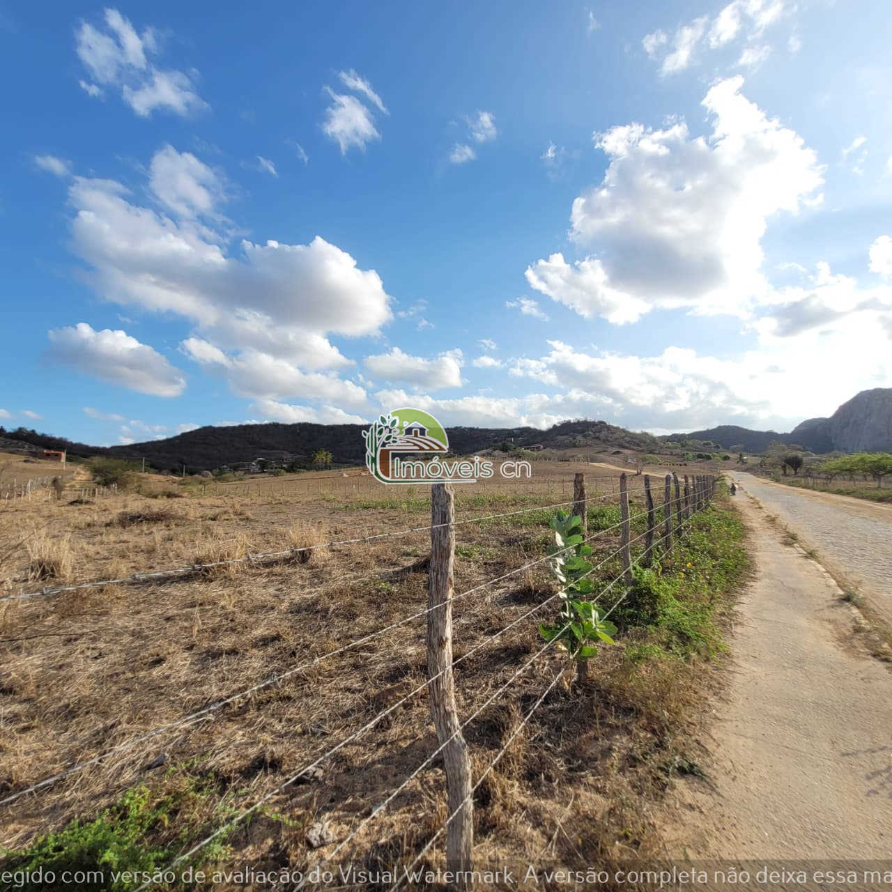 Terra de 1 Hectare à Venda em Araruna/PB — Frente Ampla e Vista Privilegiada para a Pedra da Boca