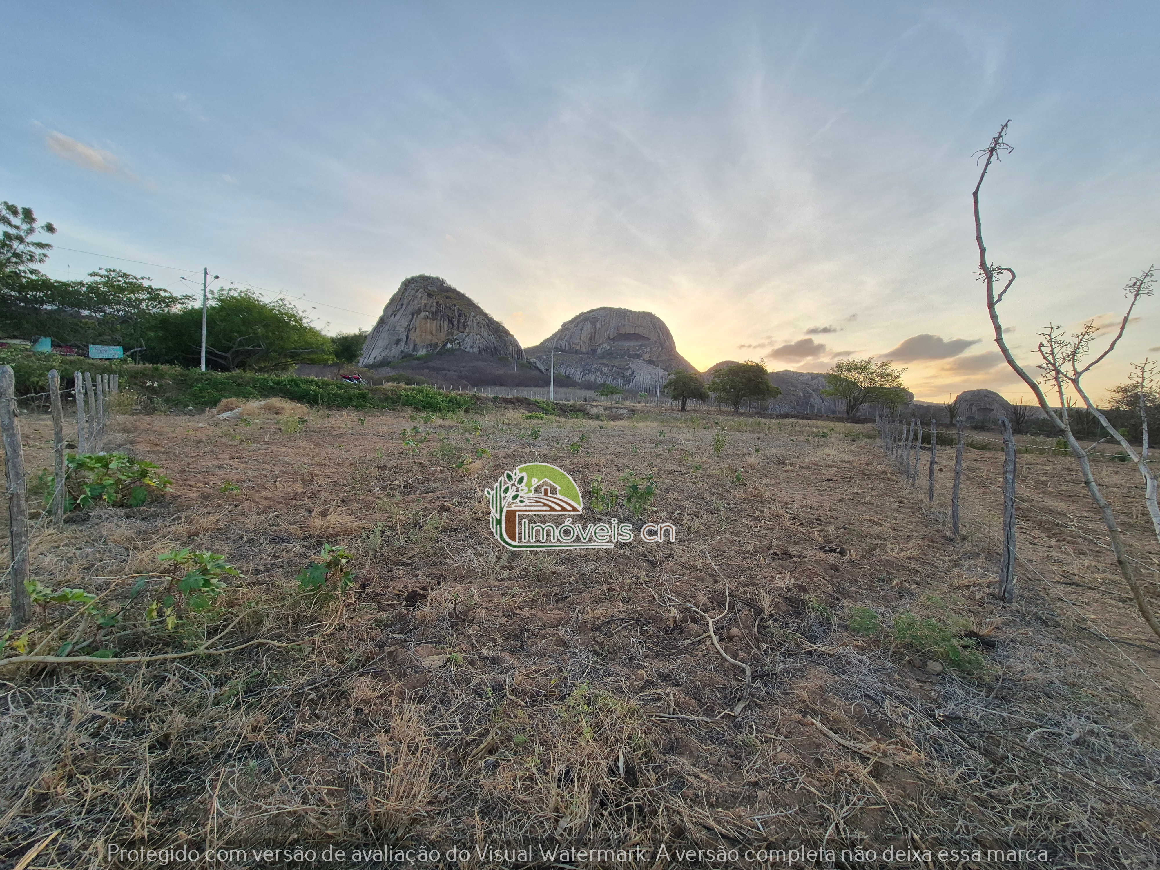Terreno Rural à Venda com 1.800m² – Frente para Estrada Calçada da Pedra da Boca (PB)